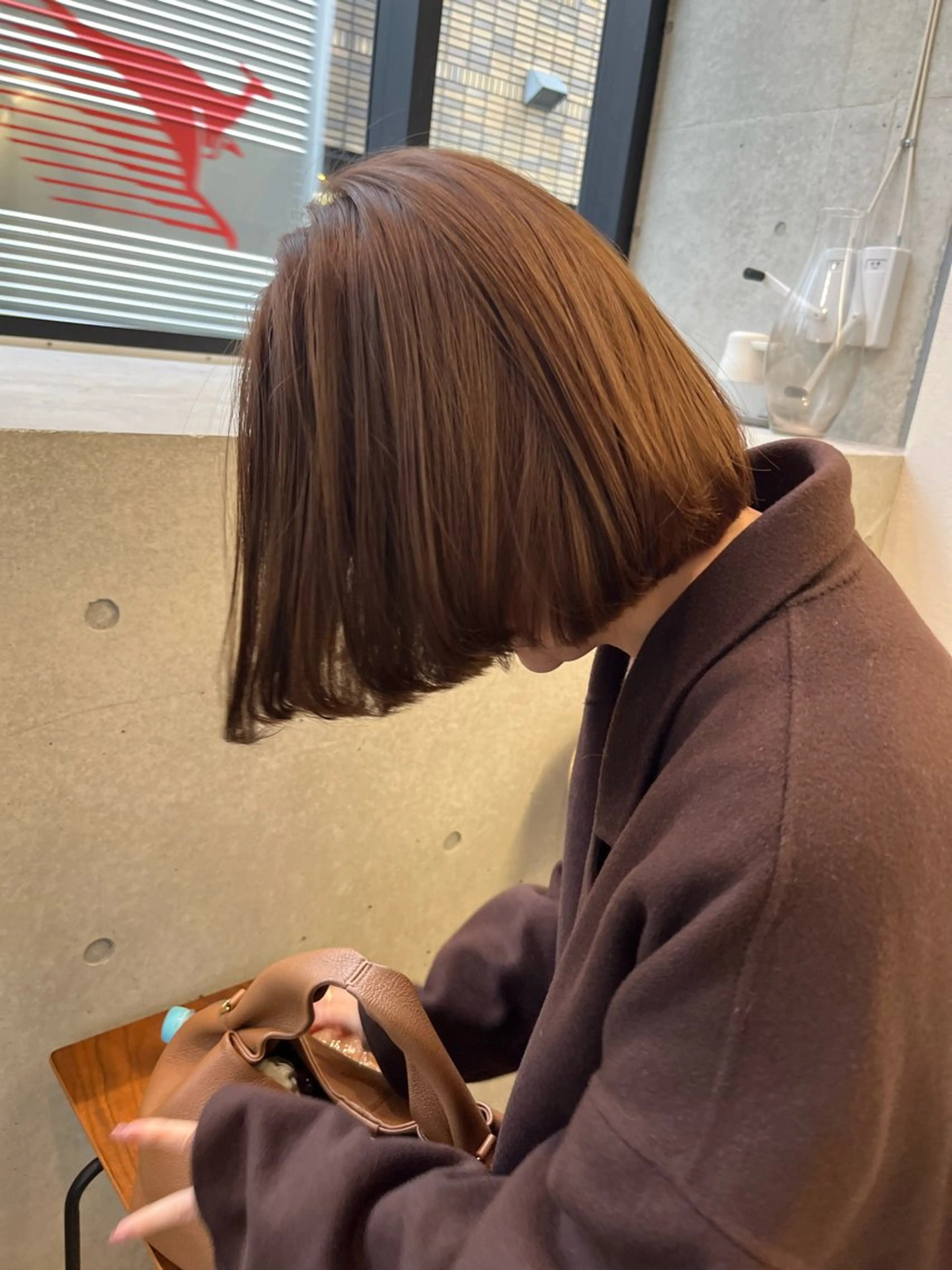 ショート カラー レイヤーカット/ 酸性ストレート梅田のヘアスタイル