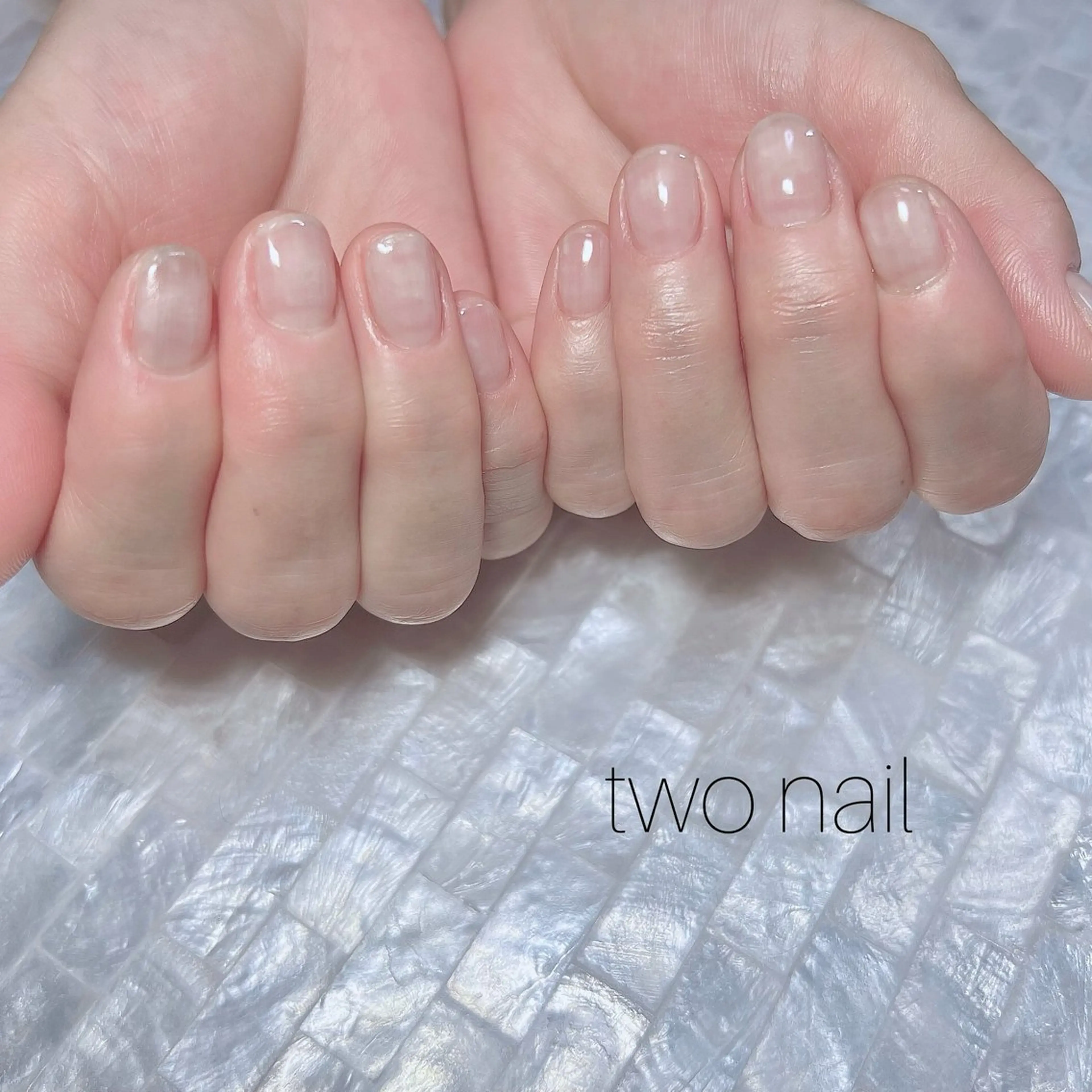 ネイル ネイルチップ ホワイト ハンドネイル two nailのネイルデザイン
