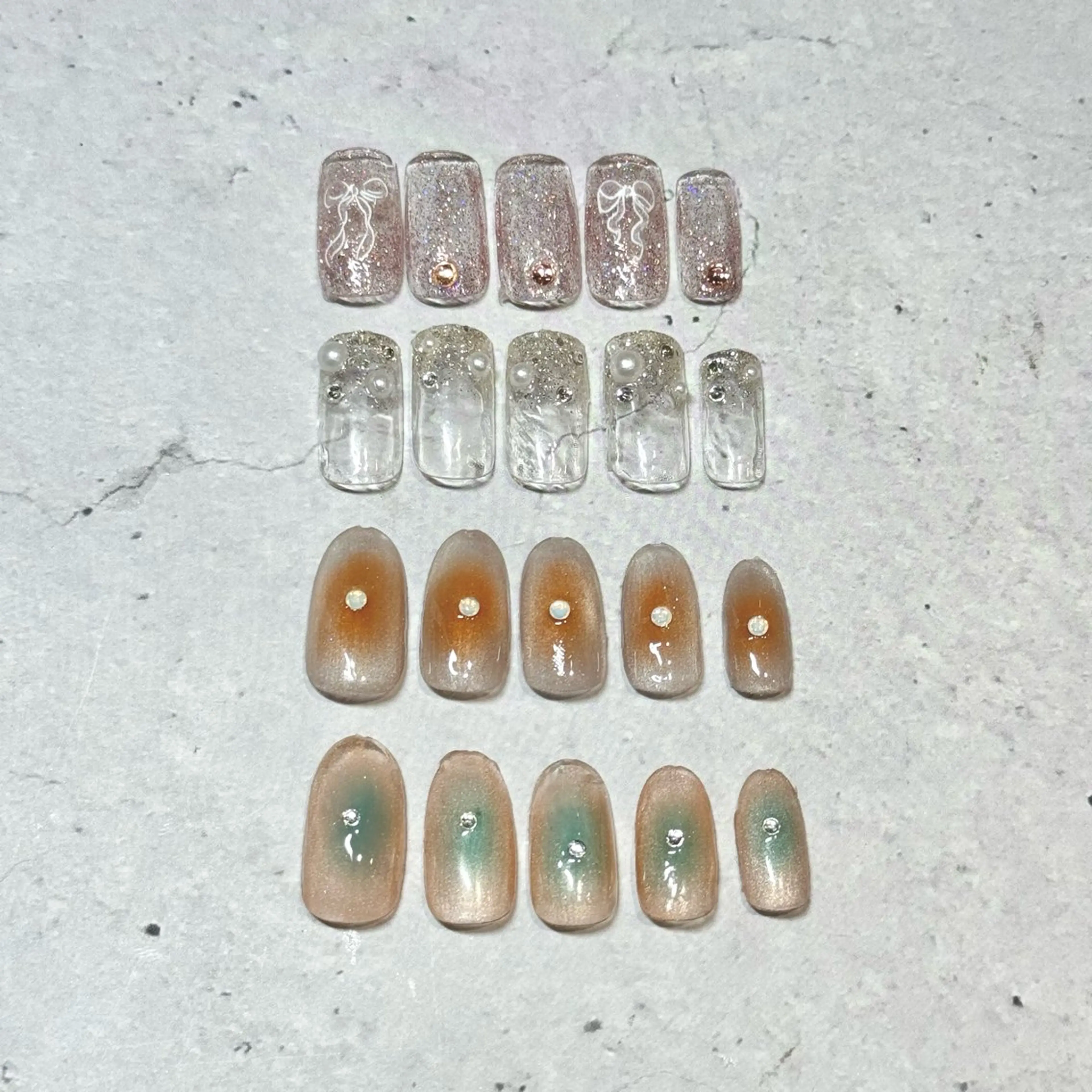 ネイル ハンドネイル chika .のネイルデザイン