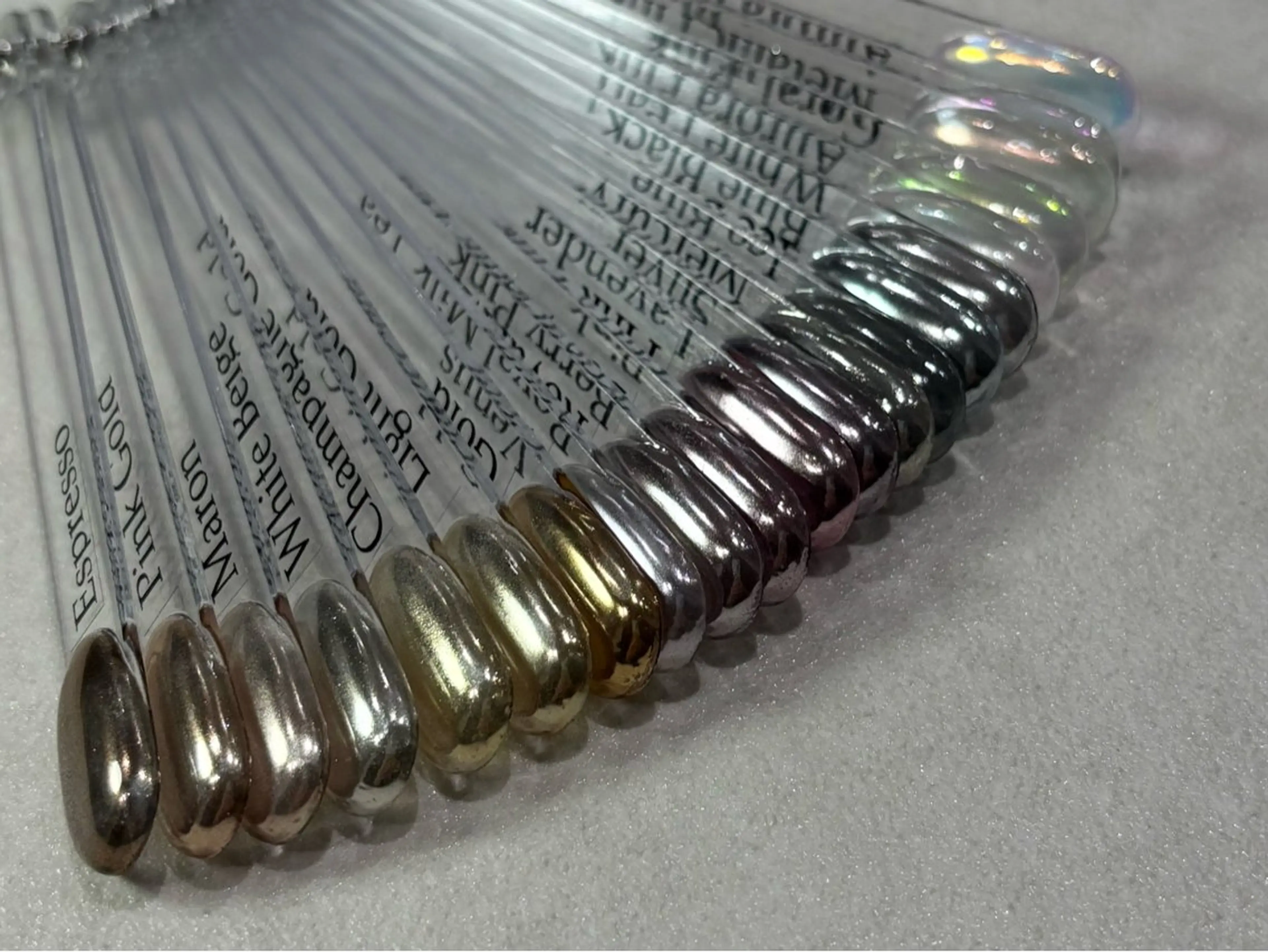 オフなし💿ミラーネイルの写真