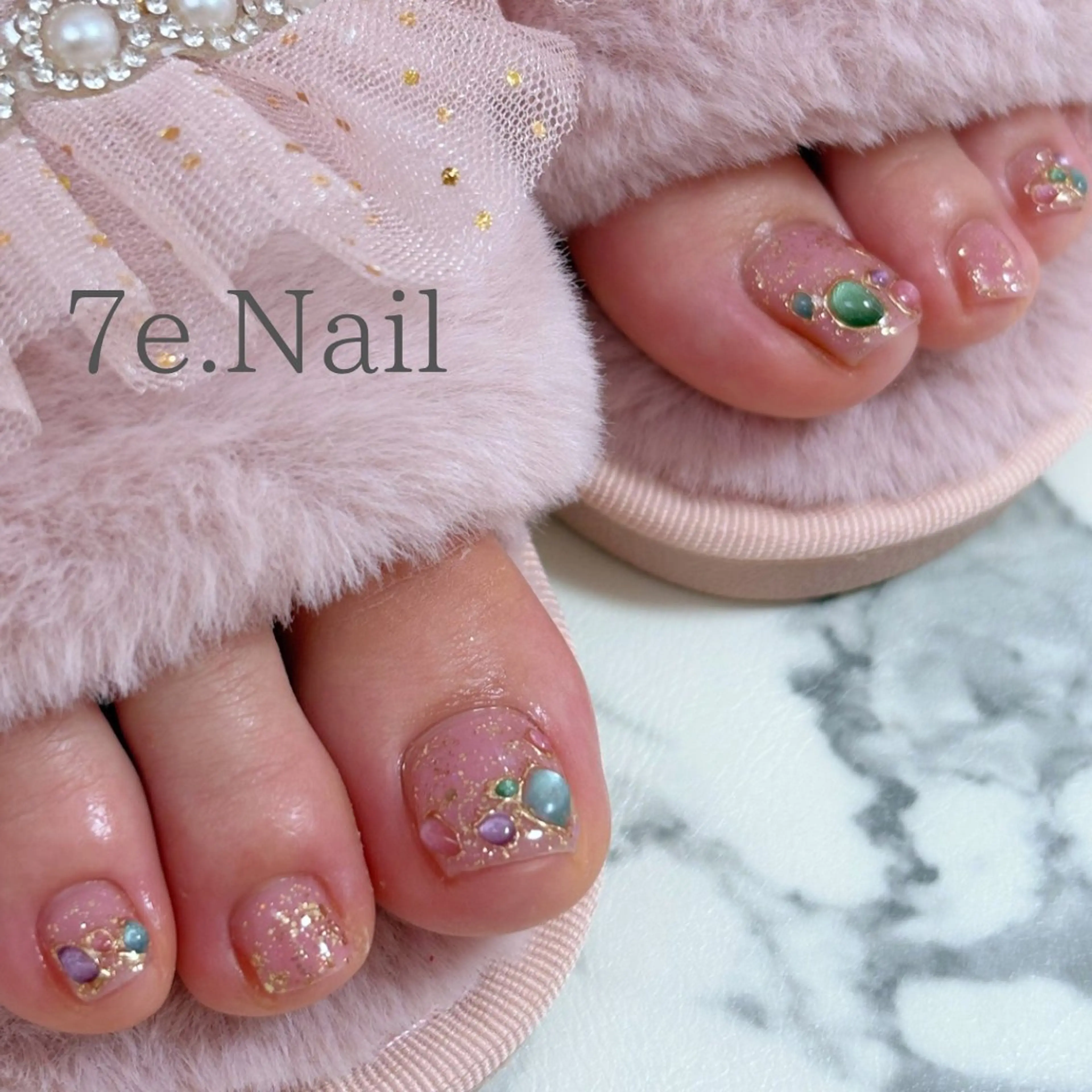 ネイル 7e. Nailのネイルデザイン