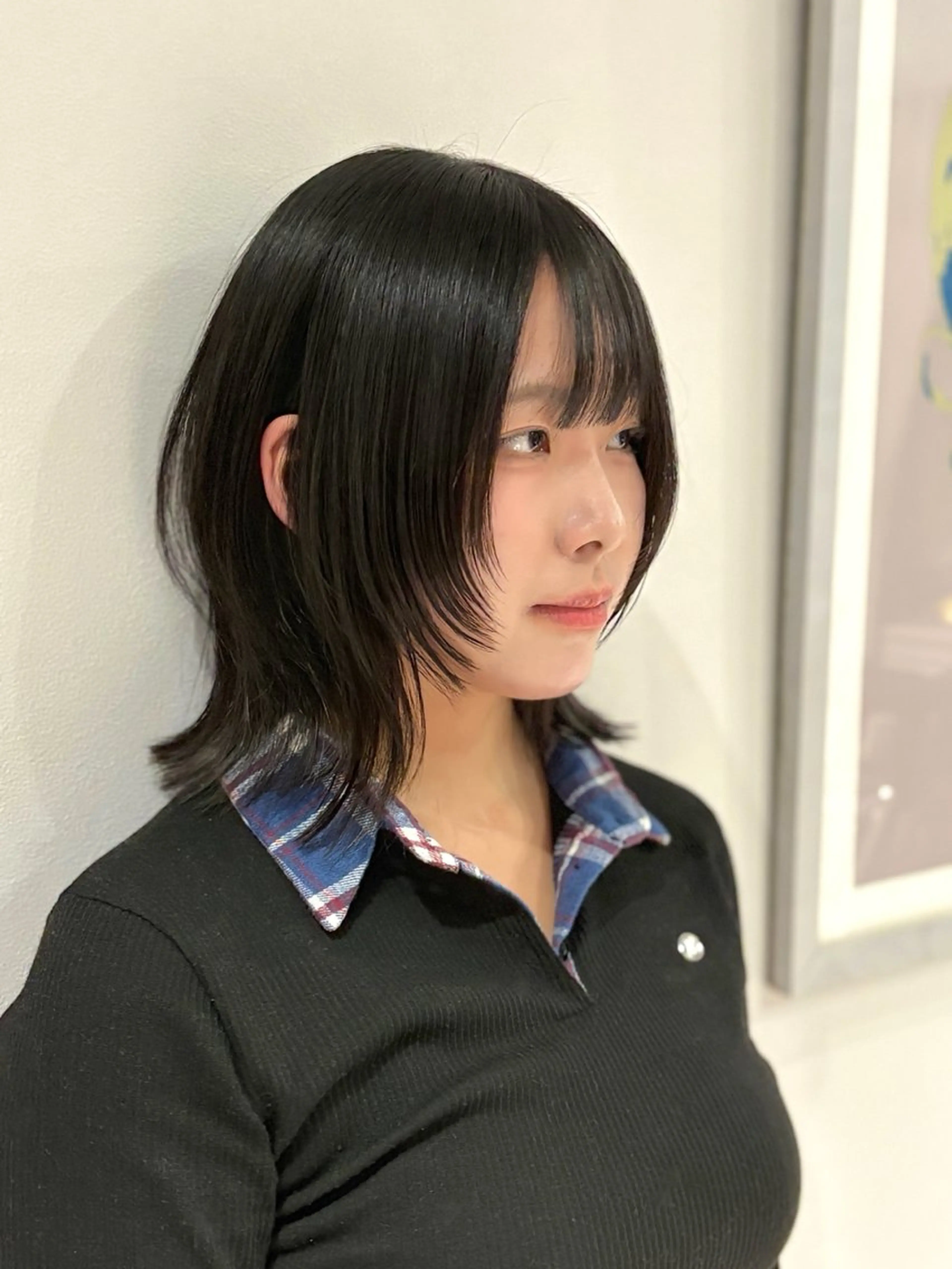 ミディアム ミディアムレイヤー 顔周りカット ハッシュカット レイヤーカット ウルフカット カット トリートメント ショート/レイヤー/ ボブ/安本和史のヘアスタイル