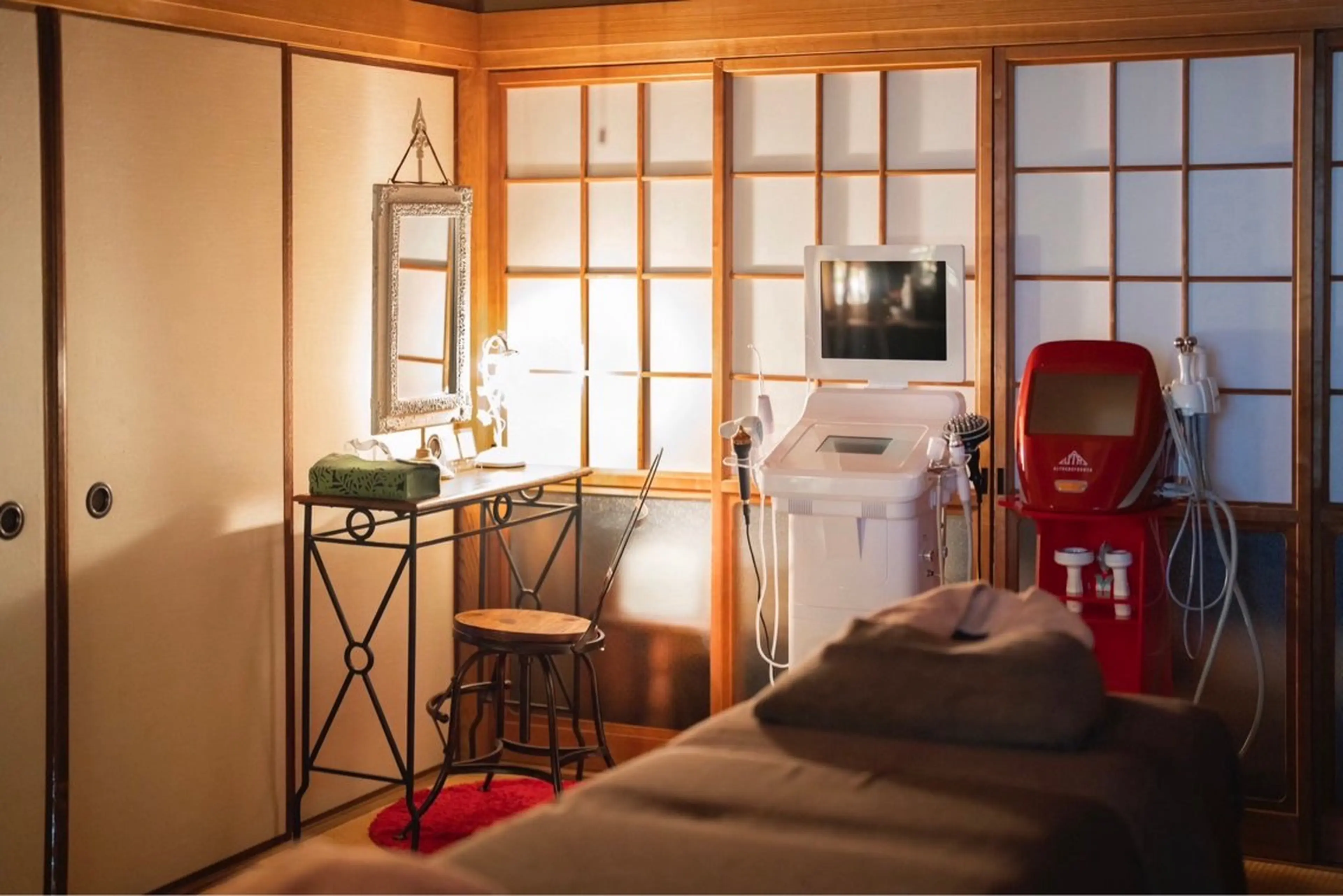 リラクゼーション ポリリズムのエステ・リラクイメージ