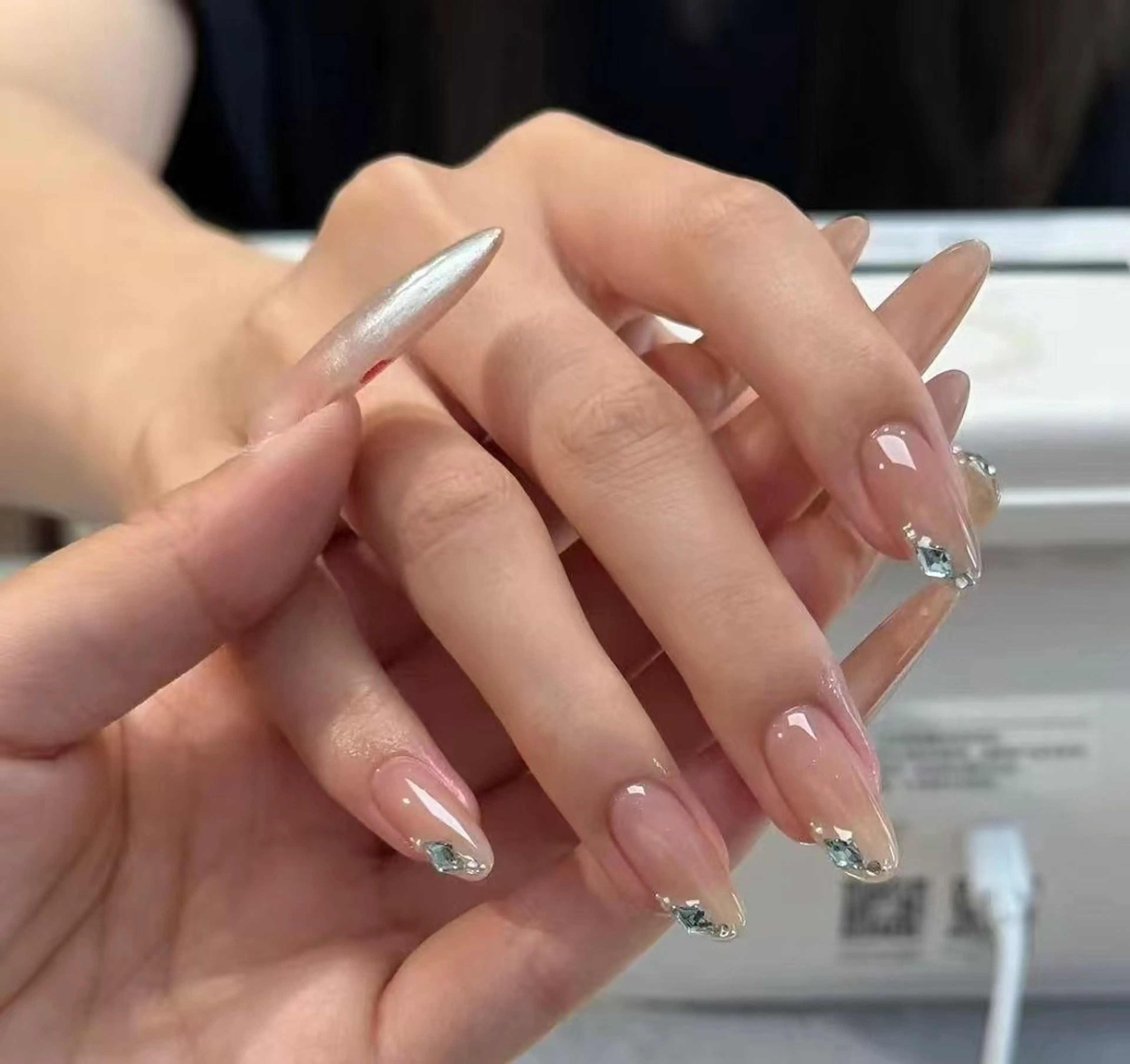 ネイル オーロラネイル フラワーネイル フットネイル フレンチネイル ジェルネイル ハンドネイル BabyYouMi nailのネイルデザイン