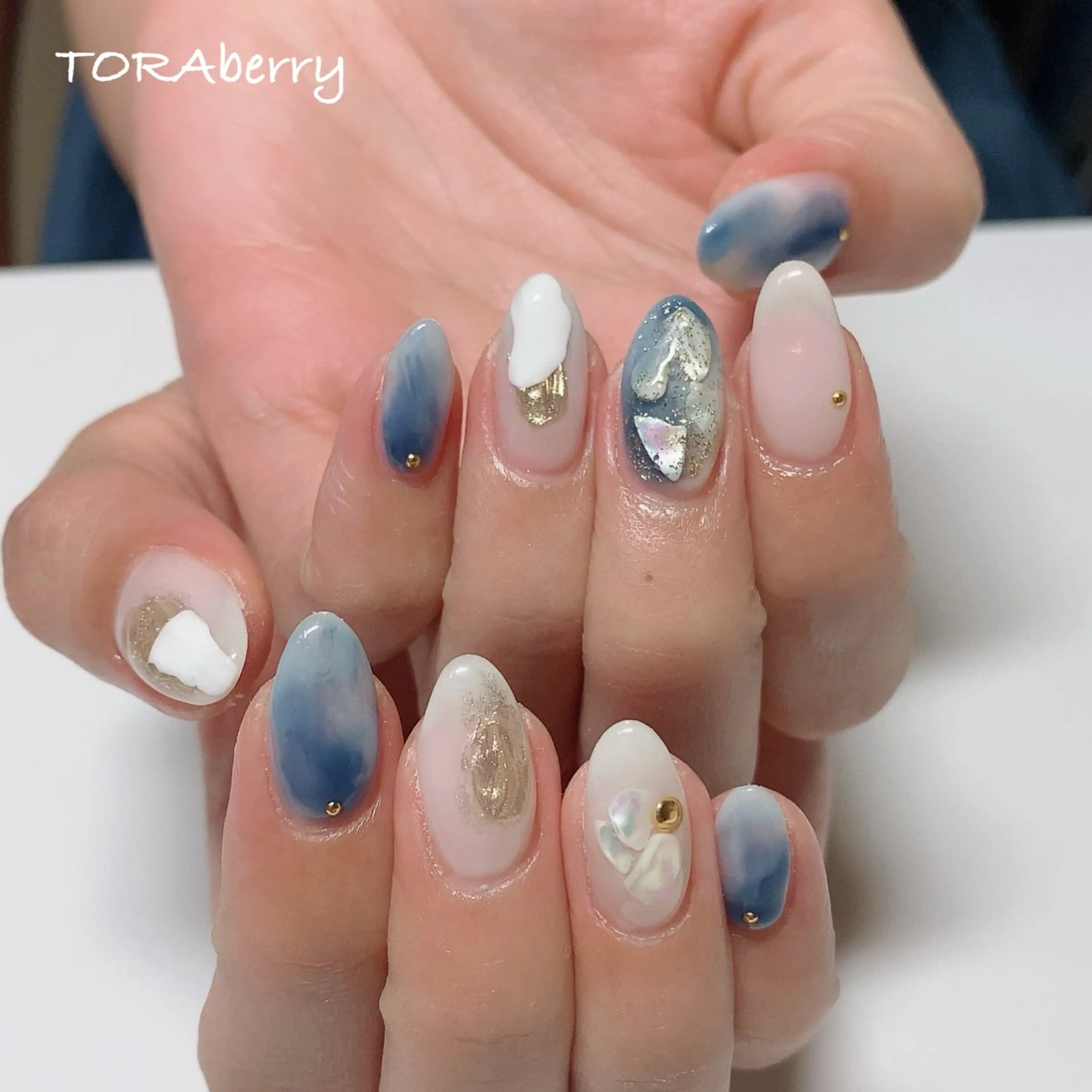 ネイル ハンドネイル ネイリスト なつみのネイルデザイン