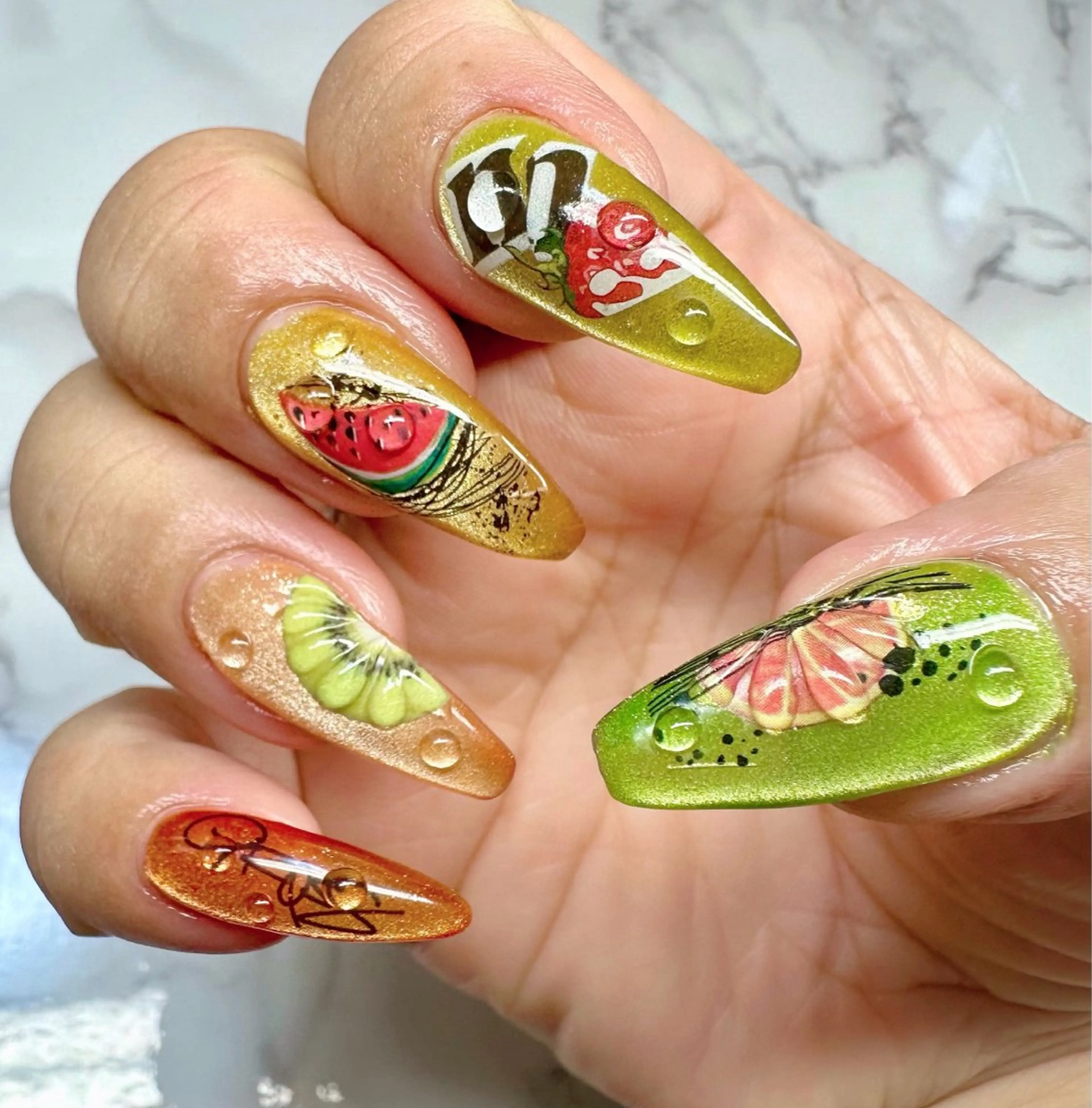 ネイル マグネットネイル ニュアンスネイル ワンカラーネイル 夏ネイル M.N_ nailのネイルデザイン