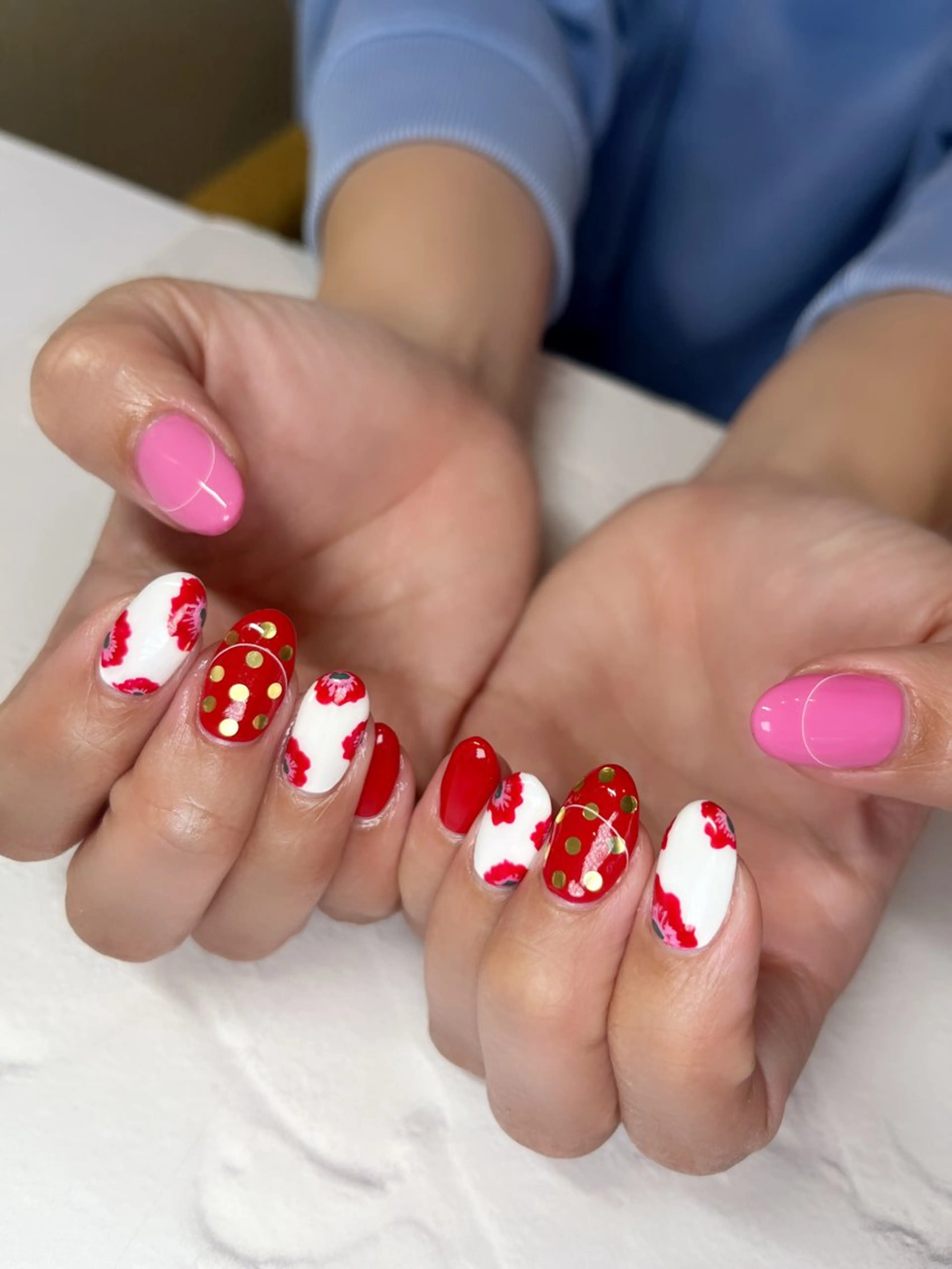 ネイル ハンドネイル li___nail 31のネイルデザイン