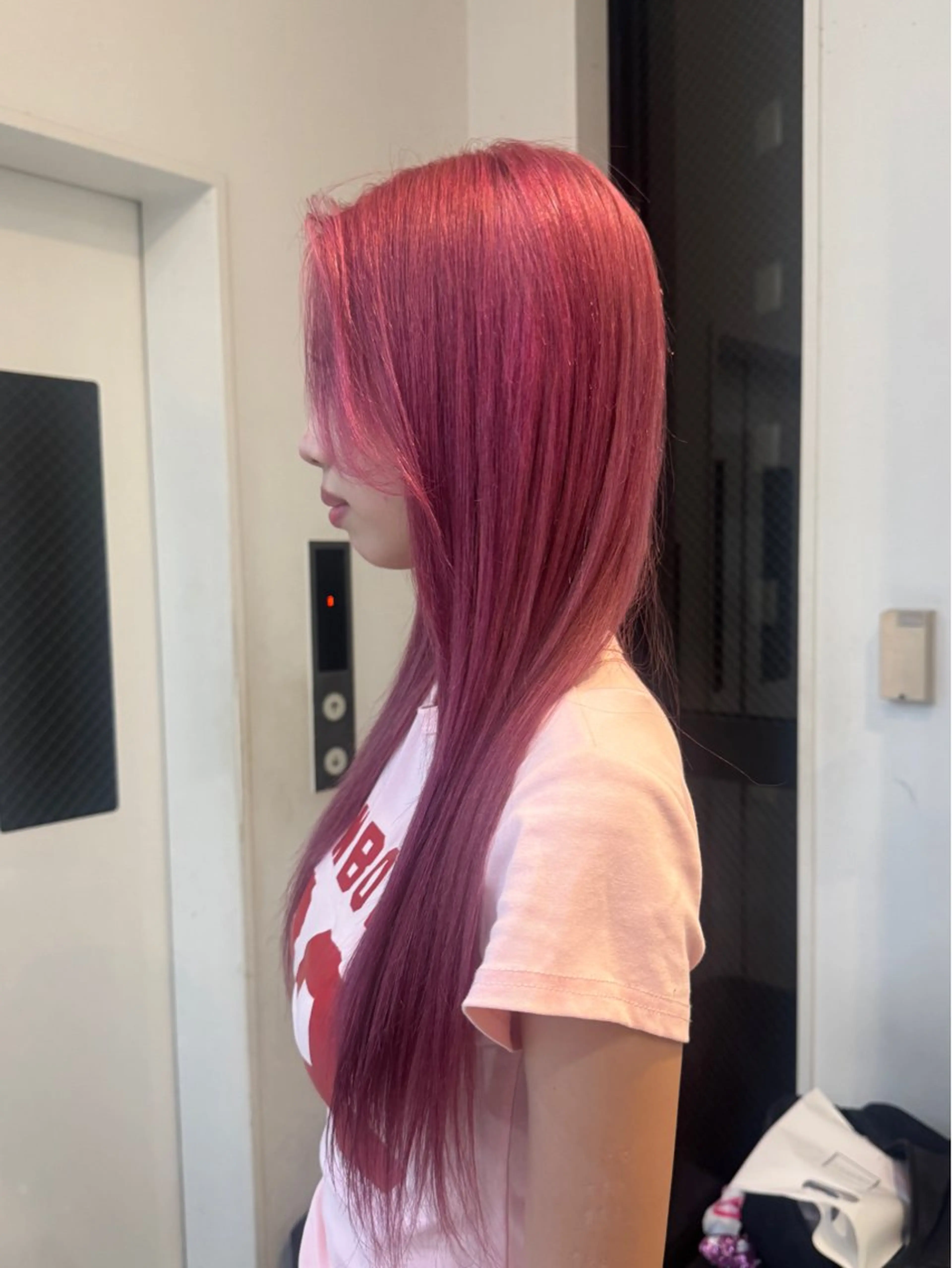 ロング ヘアアレンジ minto/ 似合わせ/ハイトーンのヘアスタイル