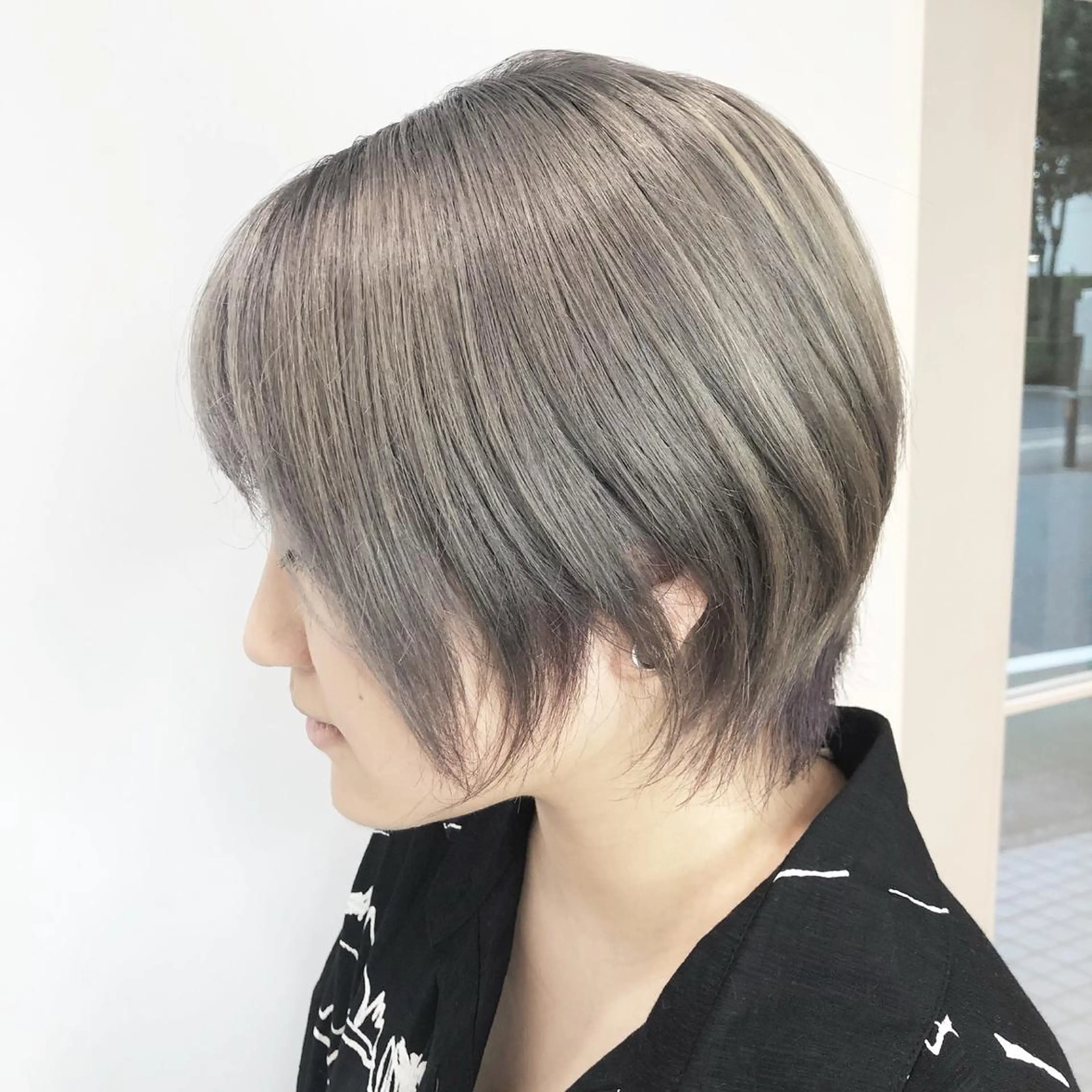 ショート ショートヘア 小顔カット ウルフカット ヘアカラー sano sayakaのヘアスタイル