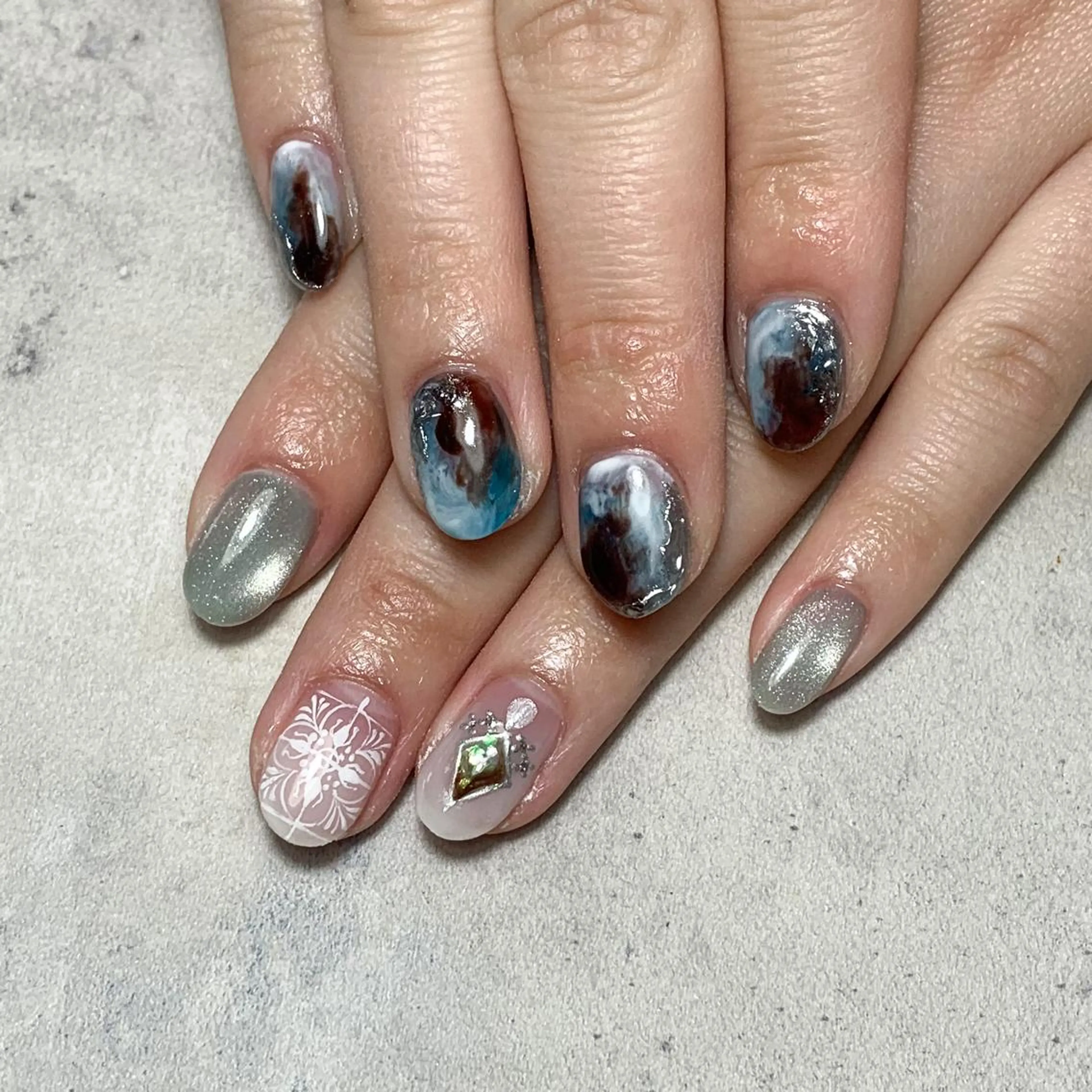 ネイル ハンドネイル FIORITURA aiのネイルデザイン