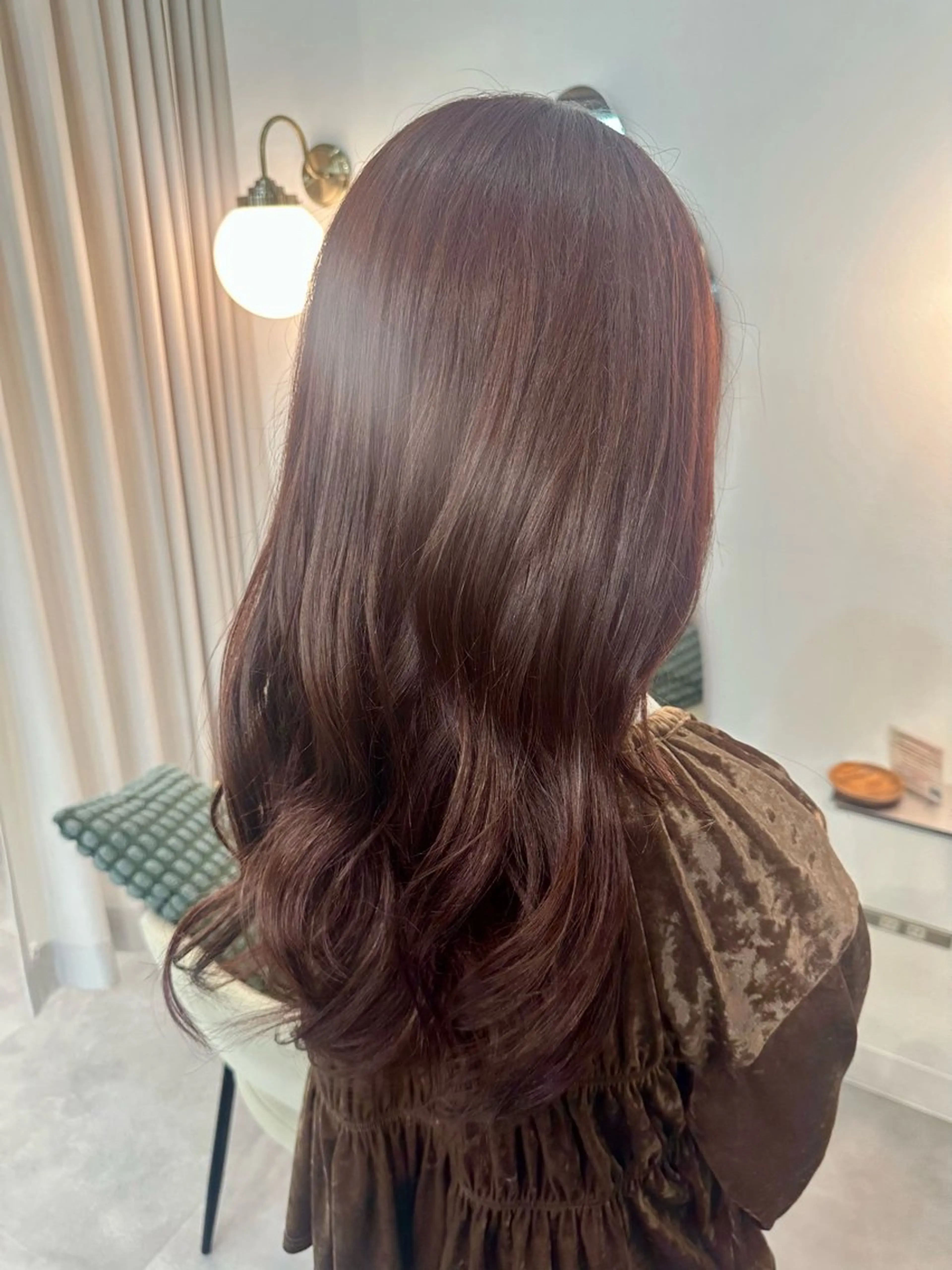 ロング ヘアカラー 恩田 遼のヘアスタイル