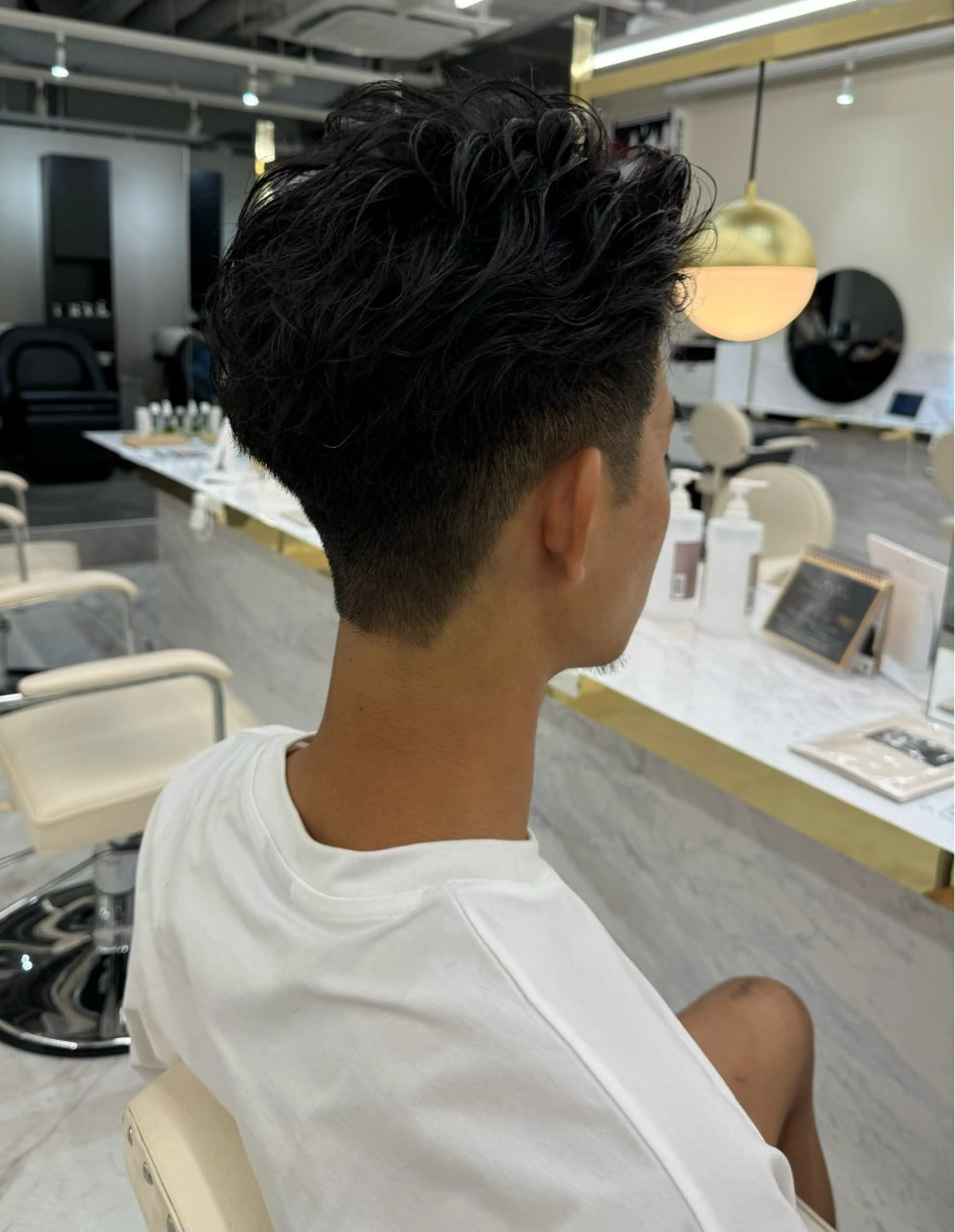 ショート カラー メンズ センターパート マッシュ 刈り上げ メンズ/心斎橋/ Momoka💎🫧のヘアスタイル