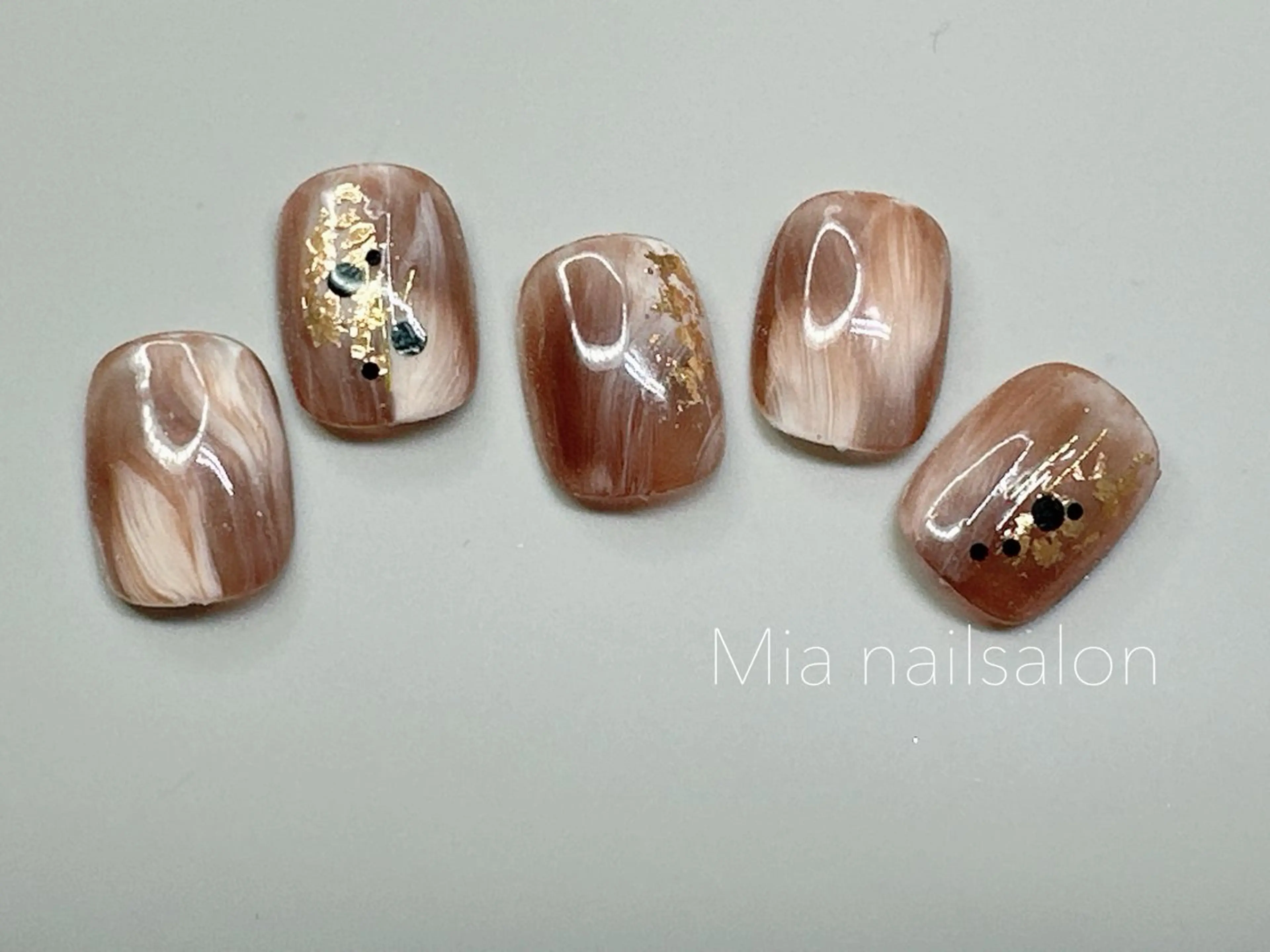 ネイル ハンドネイル Mia ネイルサロンのネイルデザイン