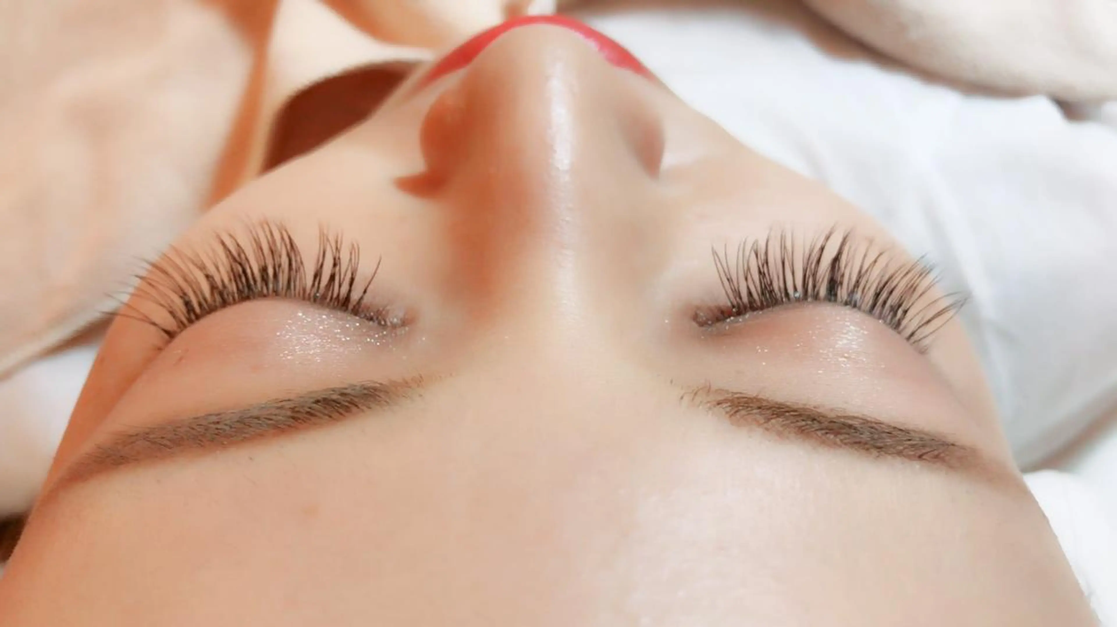 マツエク・マツパ SHE. hairdesignのヘアスタイル