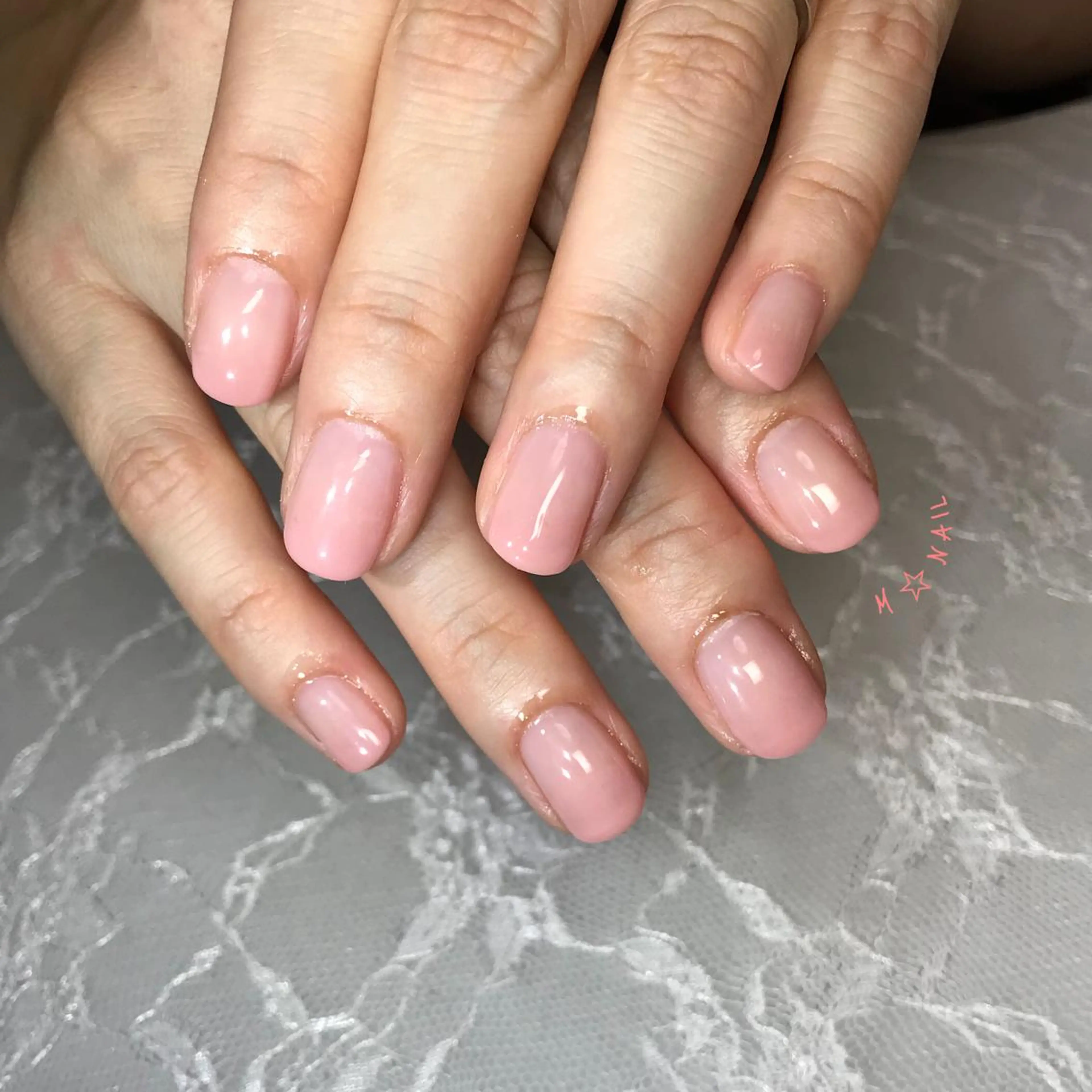 ネイル グラデーション ピンク ハンドネイル COCO +のエステ・リラクイメージ