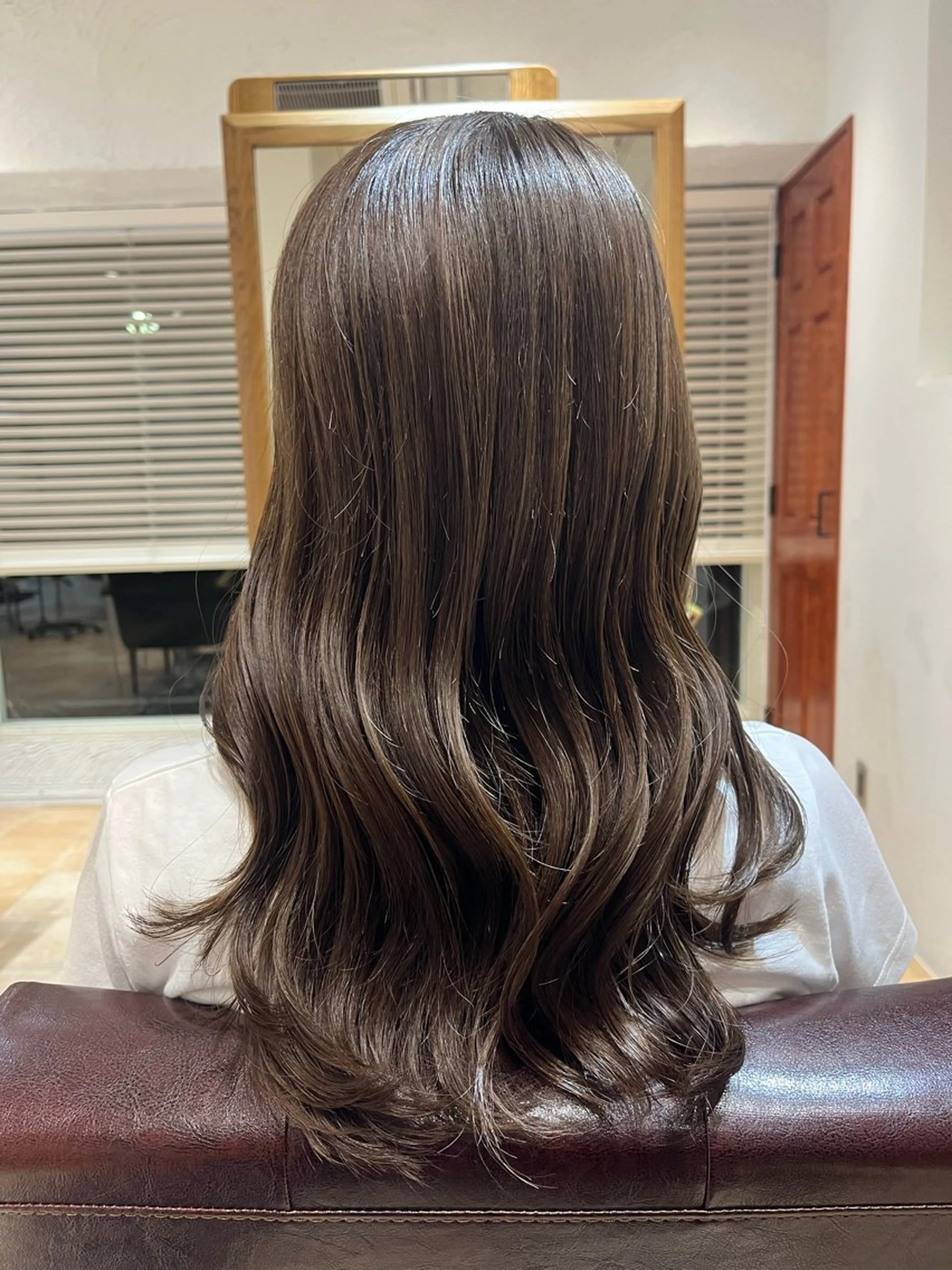 ミディアム カラー アッシュ 透明感カラー ミント カット ヘアカラー トリートメント 🌈透明感カラー🌈 🌟吉田祐介🌟のヘアスタイル