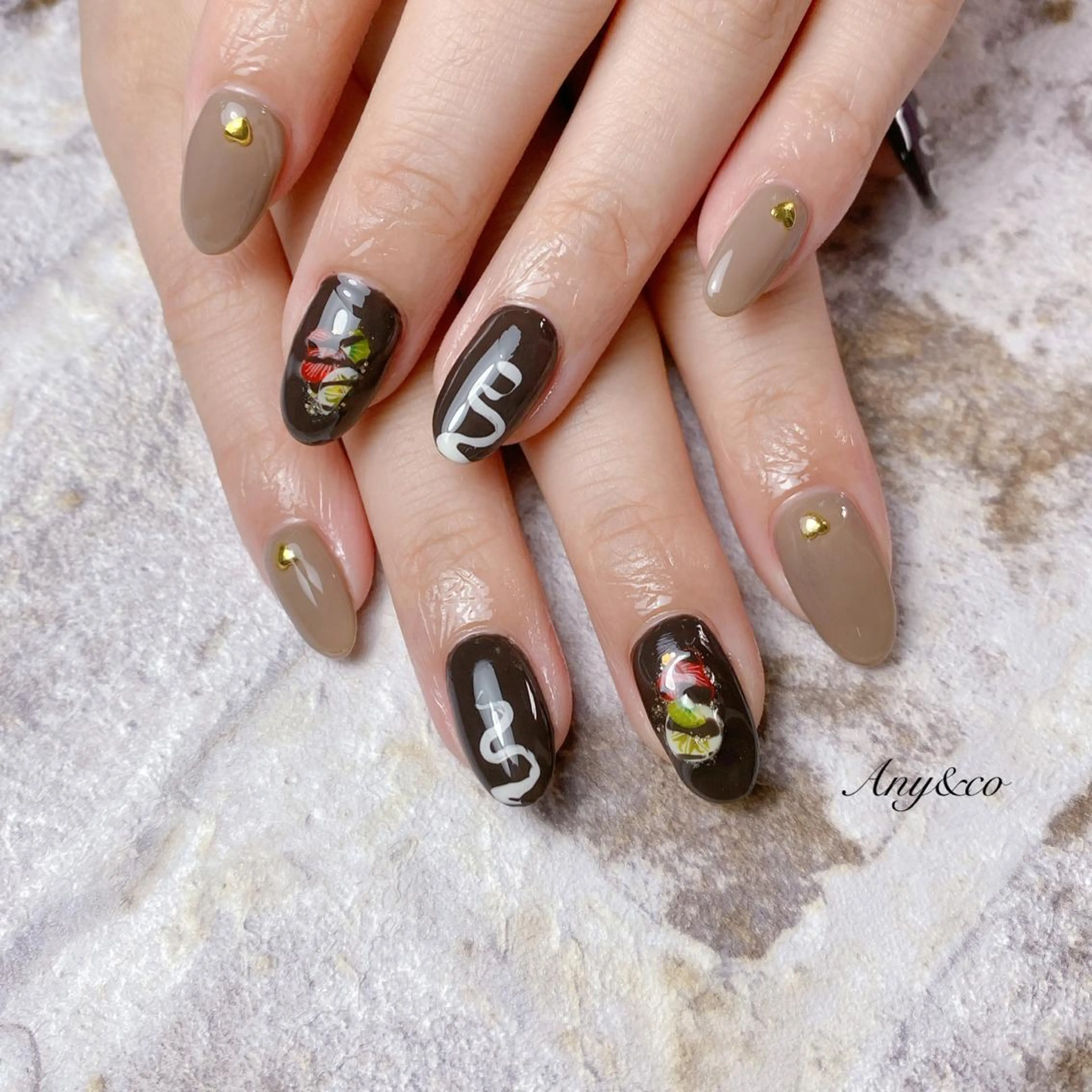 ネイル バレンタイン Any&co 【エニコ】のマツエク・マツパデザイン