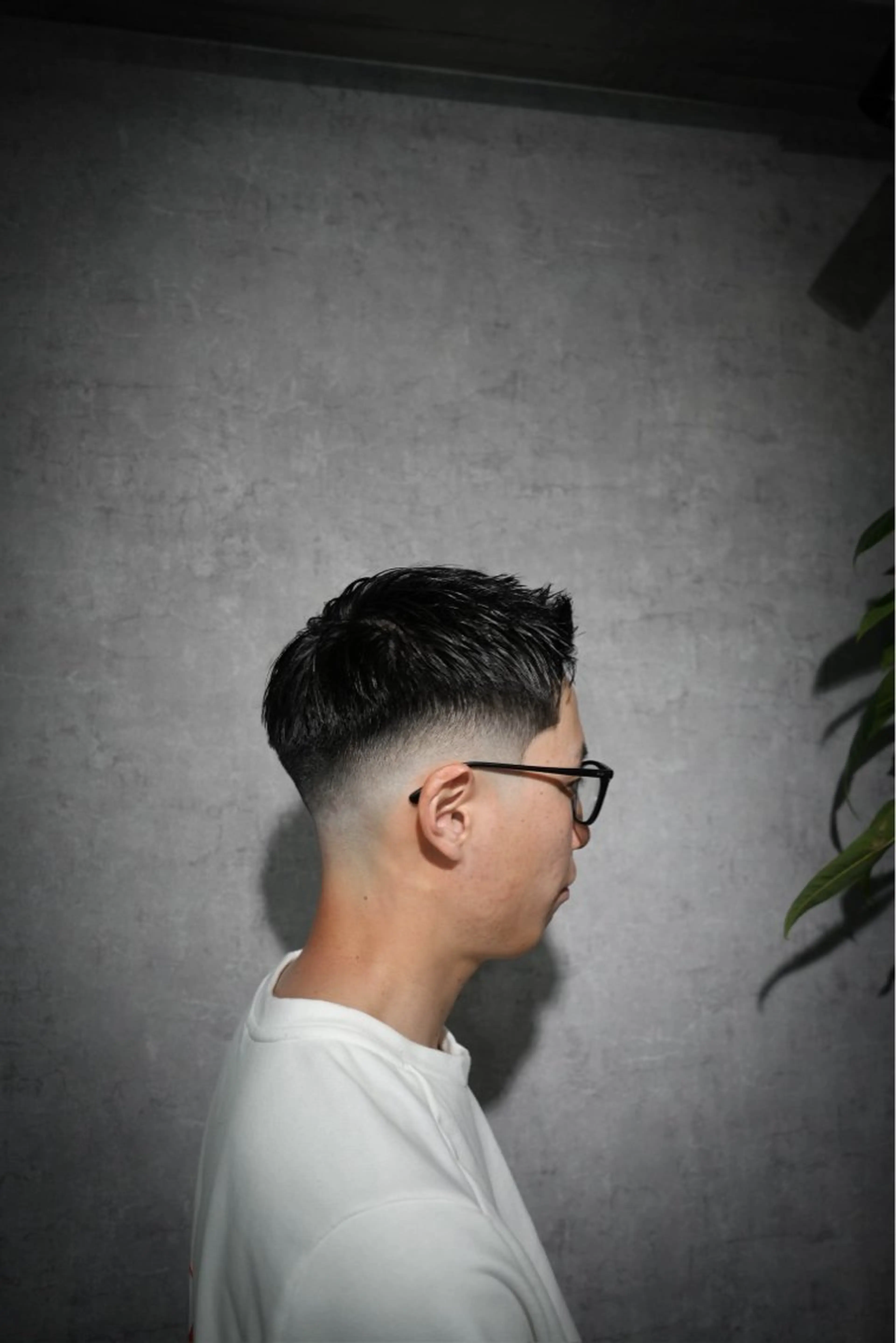 メンズ フェードカット スキンフェード 小泉 慶英のヘアスタイル