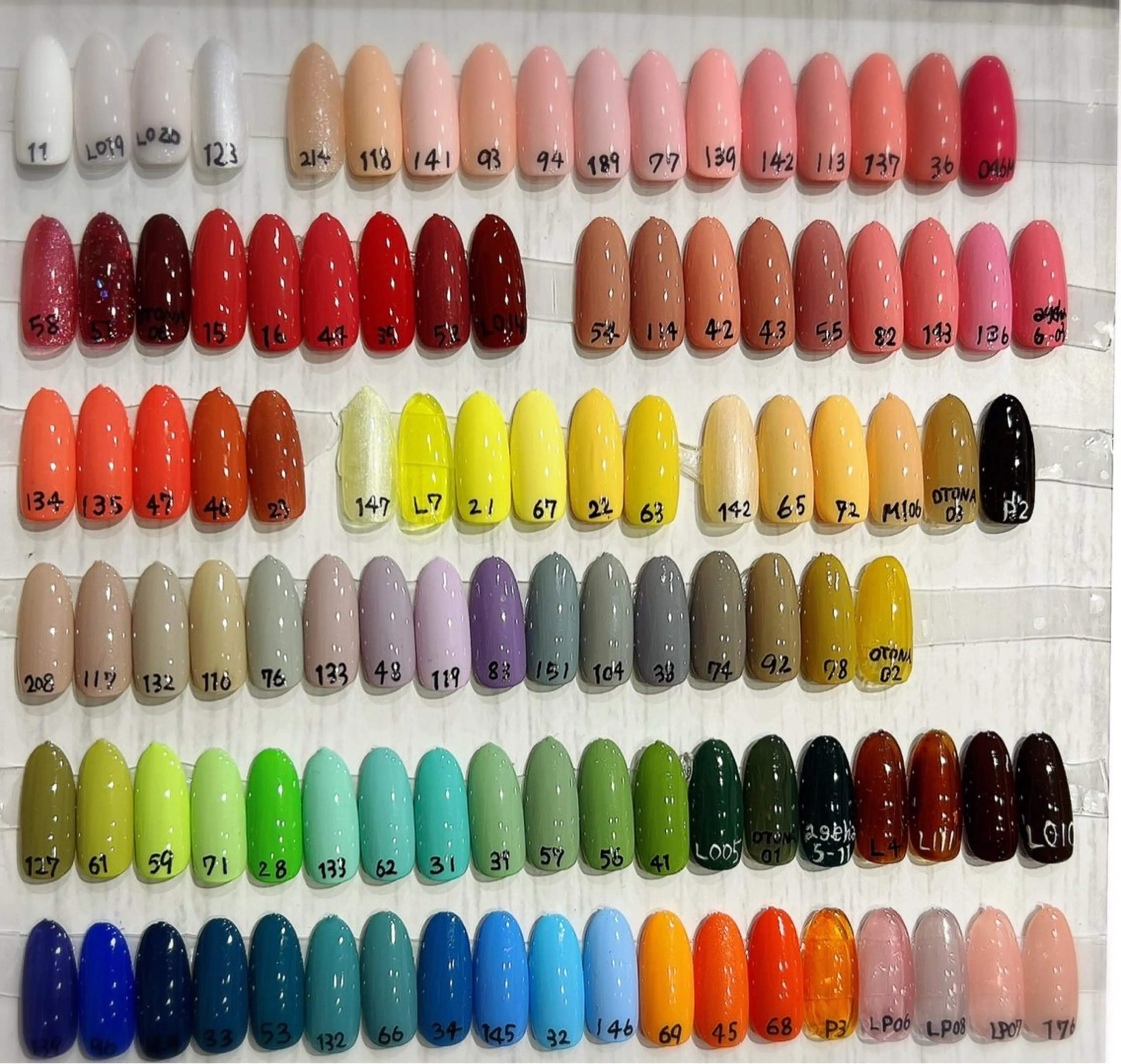 ネイル Assemble  eye’s 門前仲町店所属・Assemble 門前仲町店のマツエク・マツパデザイン