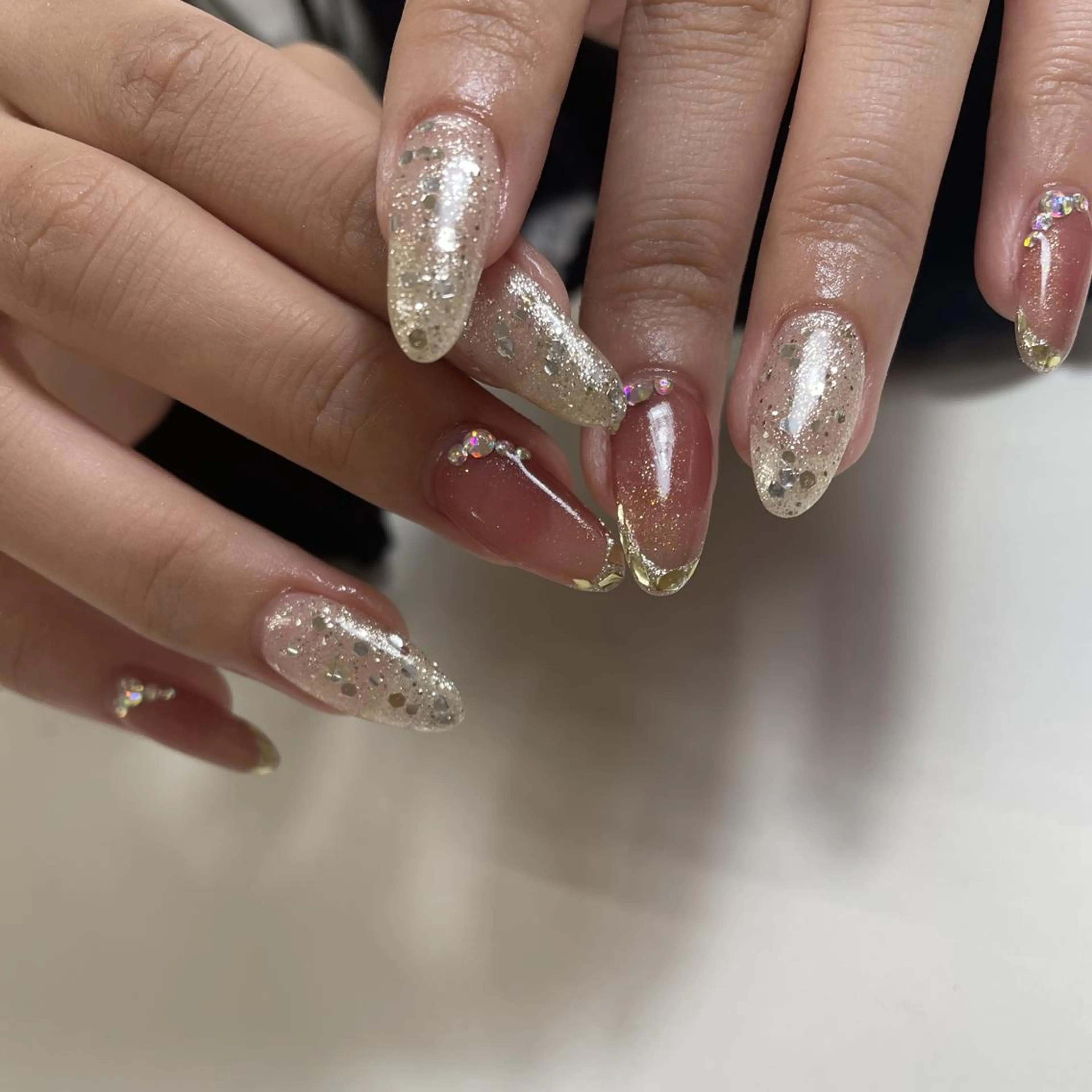 ネイル p.o.n.所属・🫧aku🫧 自由が丘／フィルインのネイルデザイン