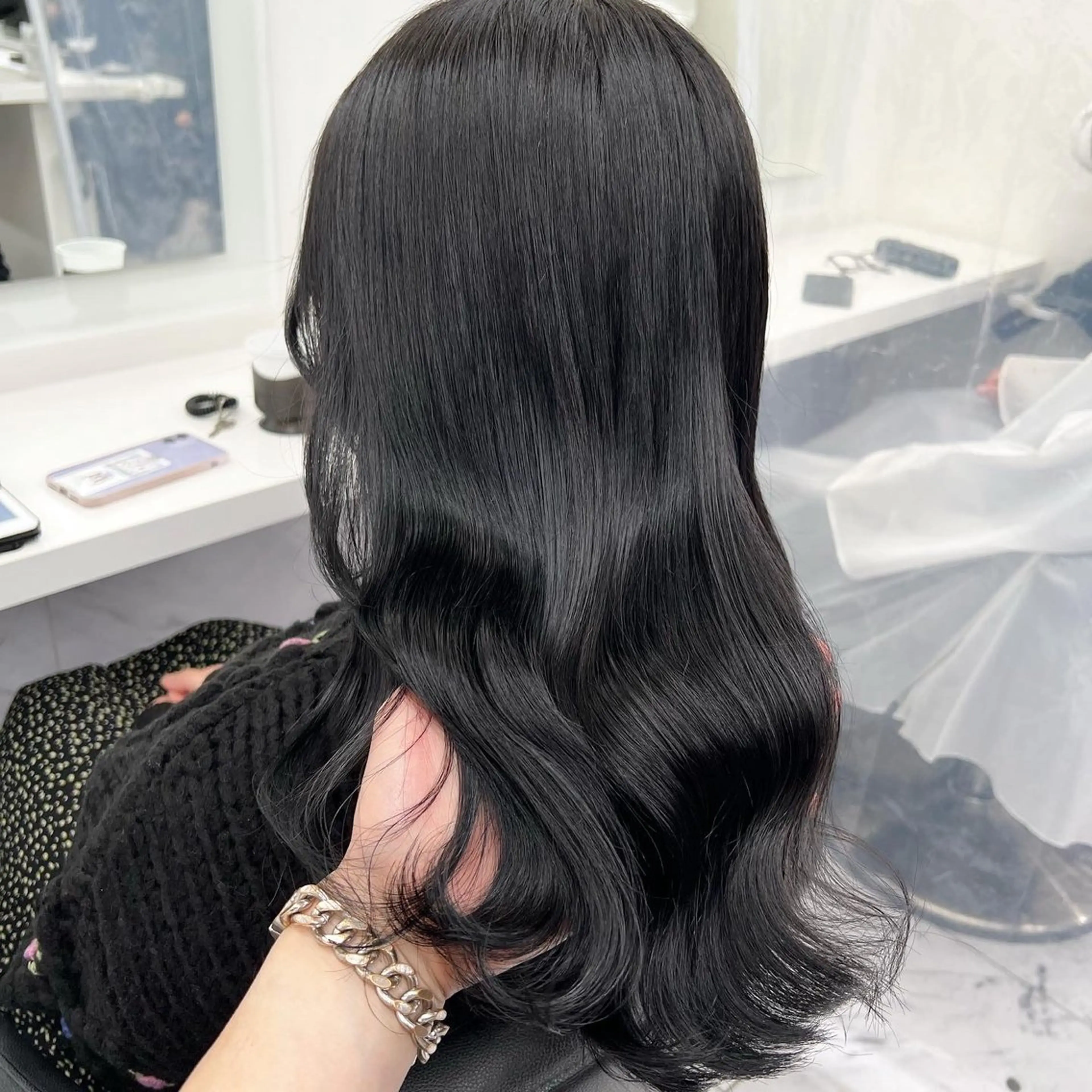 ミディアム カラー ヘアアレンジ ヘアカラー トリートメント ヘッドスパ ヘアセット 韓国風ベージュ🤎 赤みなし🌿横浜🤎のヘアスタイル