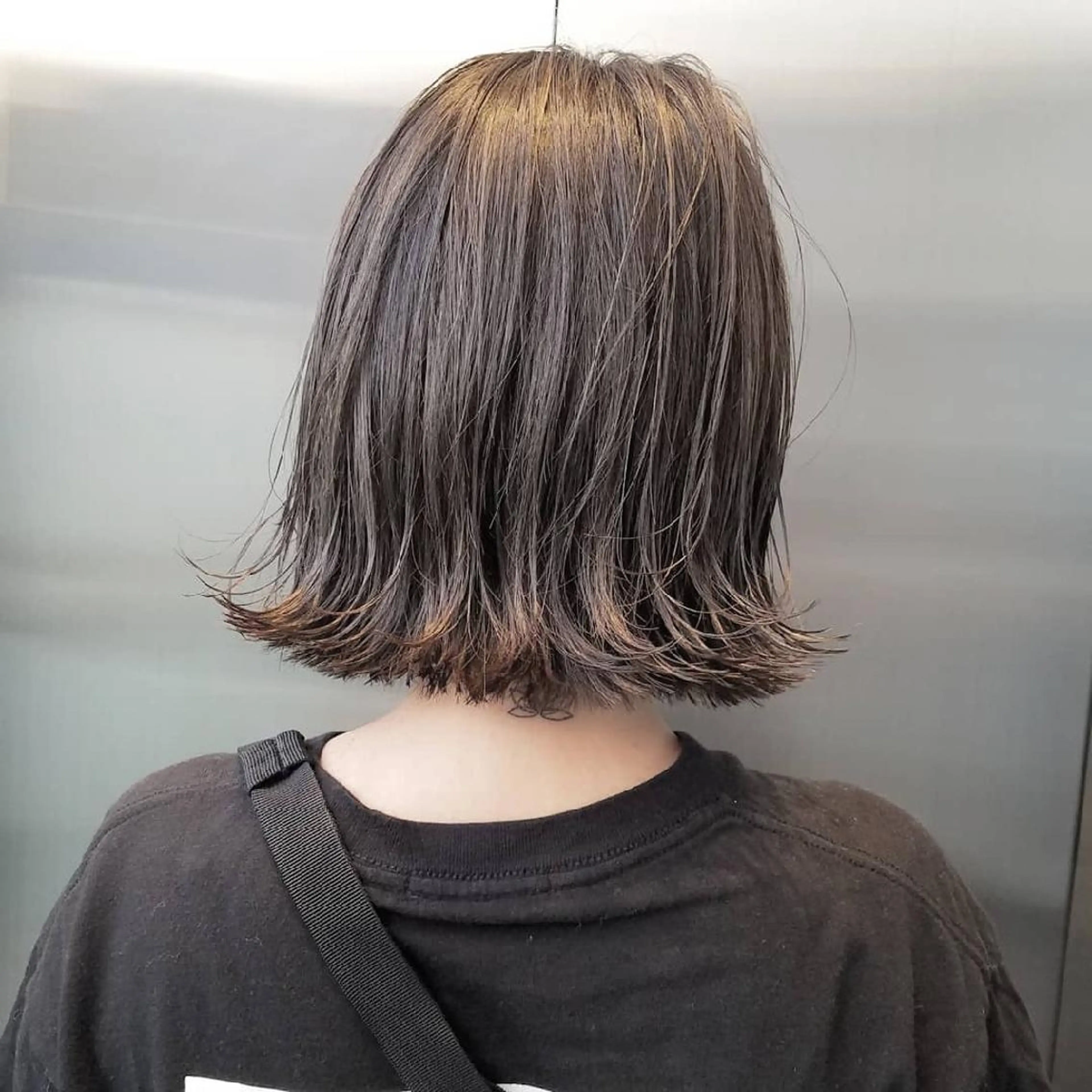 カラー ミディアム パーマ ヘアアレンジ メンズ メンズハイライト ハイライトカラー ボブ ハイライト iplus まつげ、眉毛、耳つぼのマツエク・マツパデザイン