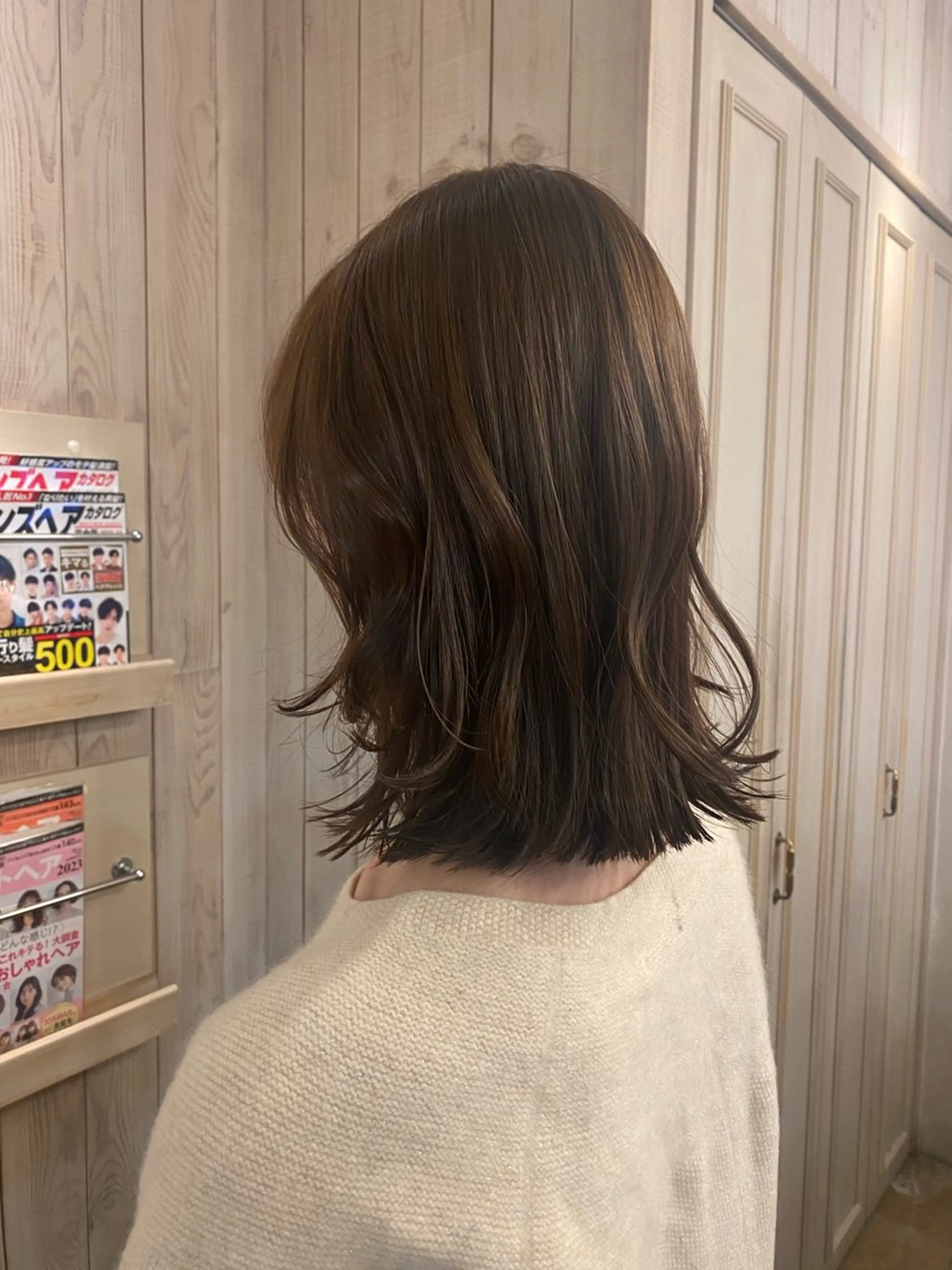 ミディアム 井上 日菜乃のヘアスタイル