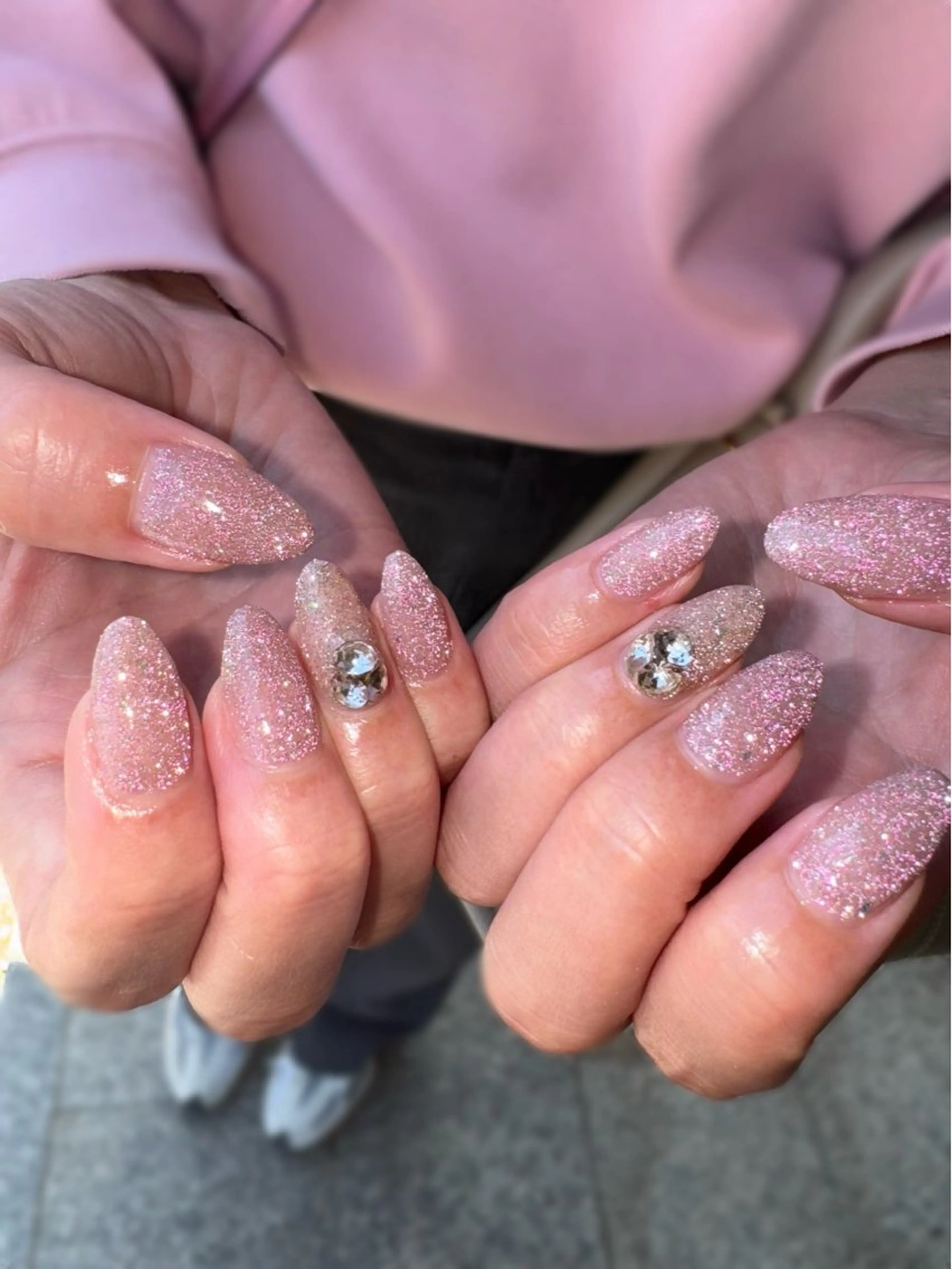 ネイル オーロラネイル フラッシュネイル フットネイル フレンチネイル 氷ネイル・うるうるネイル VENa eye＆ nail salonのネイルデザイン