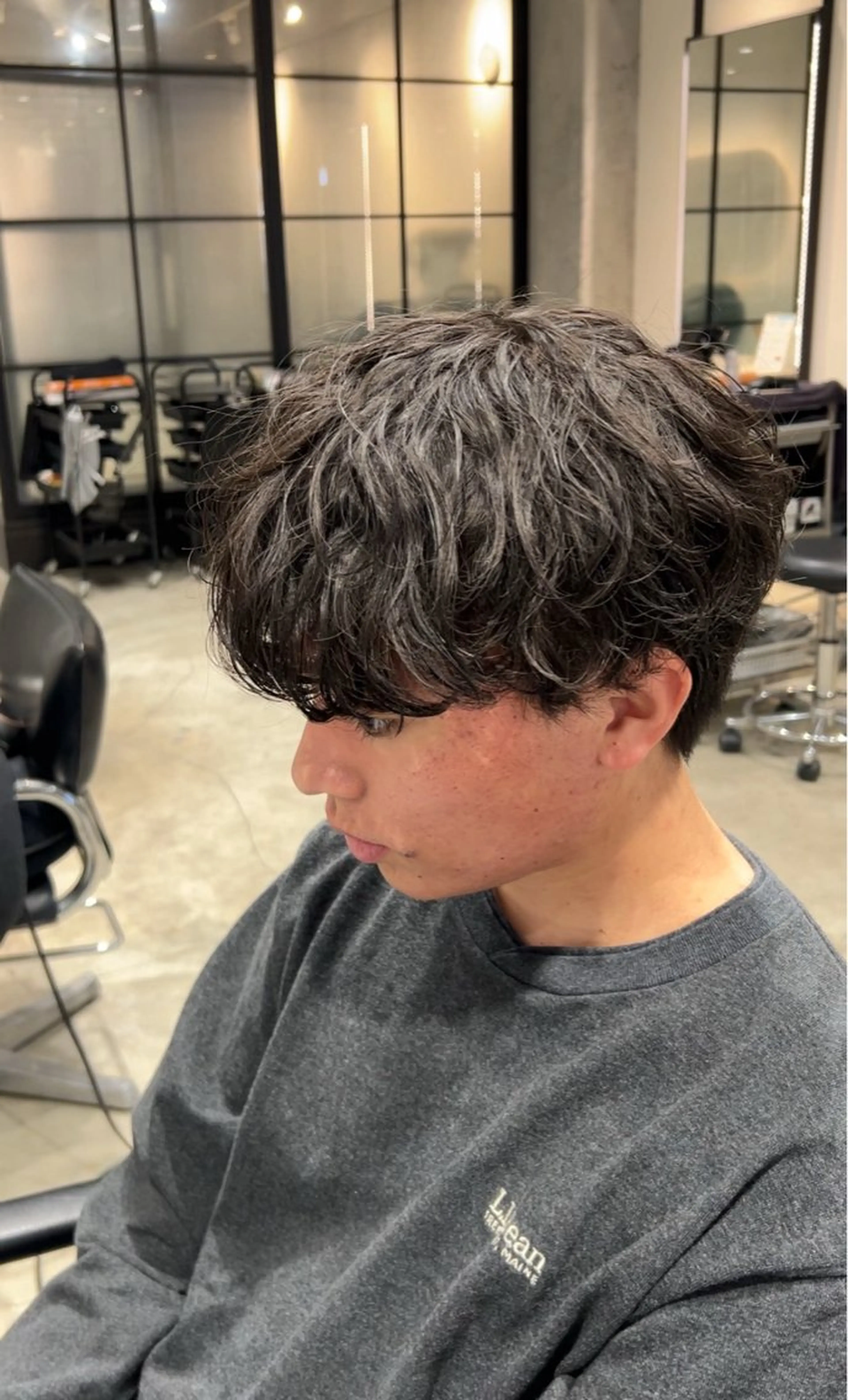 【ミニモ学割U24】リピーター様用🔥【学生応援】【学割メンズカットパーマ】学生カット➕各種パーマの写真