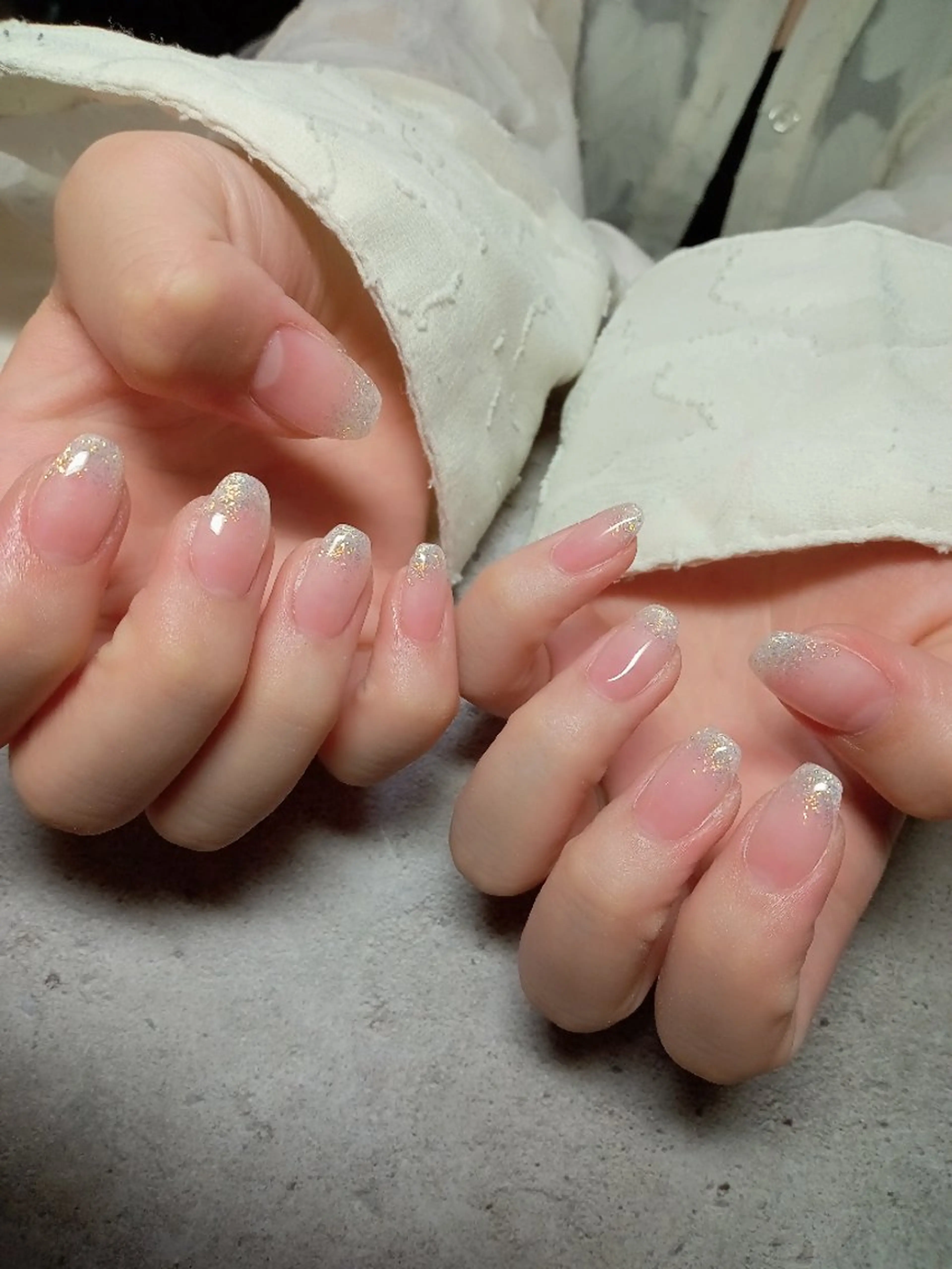 ネイル アニマル柄 キラキラネイル ラメ(グリッター) ラメグラデーション マグネットネイル flure de neige yukiのネイルデザイン