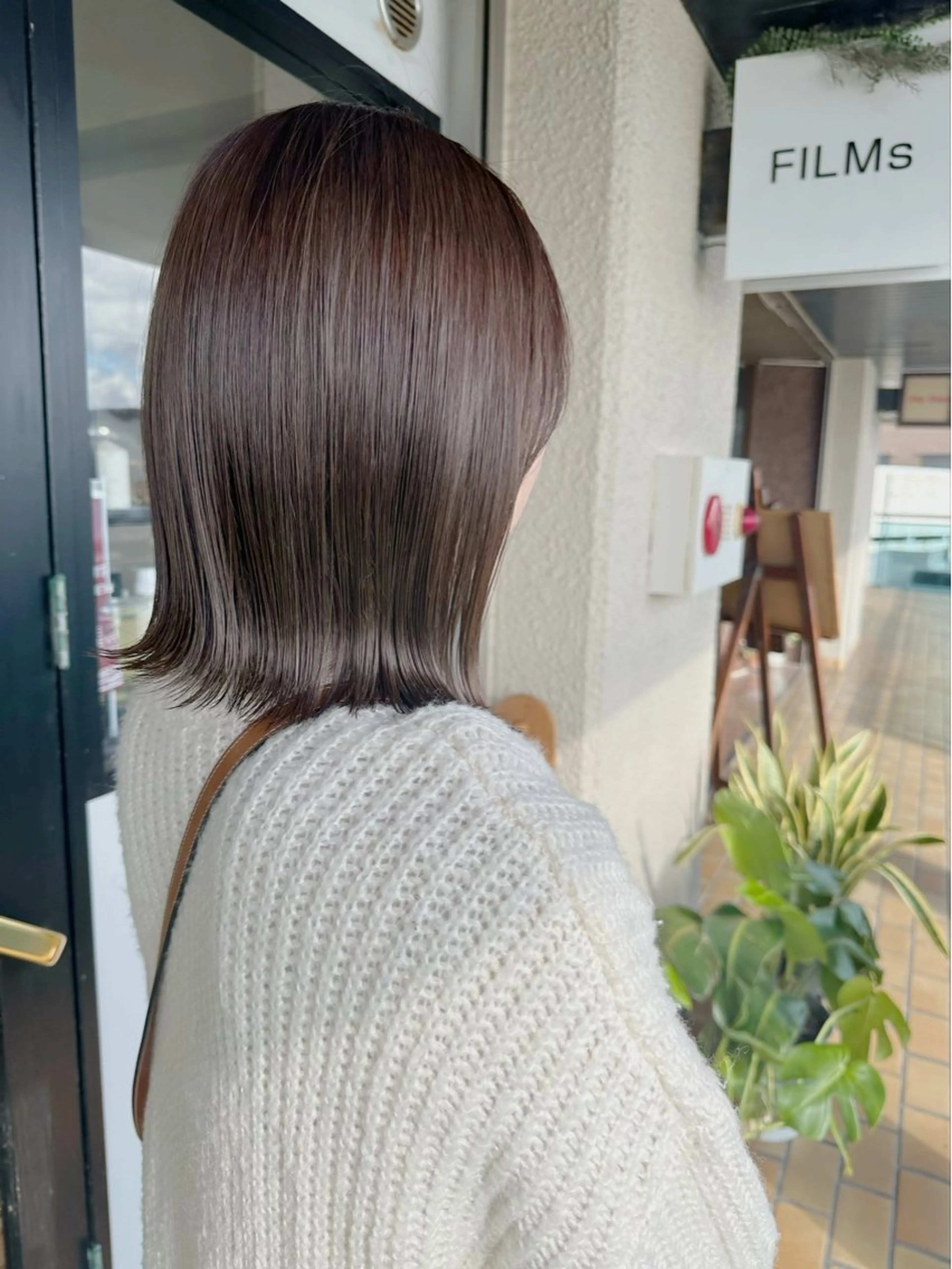 ミディアム 藤本 静香のヘアスタイル