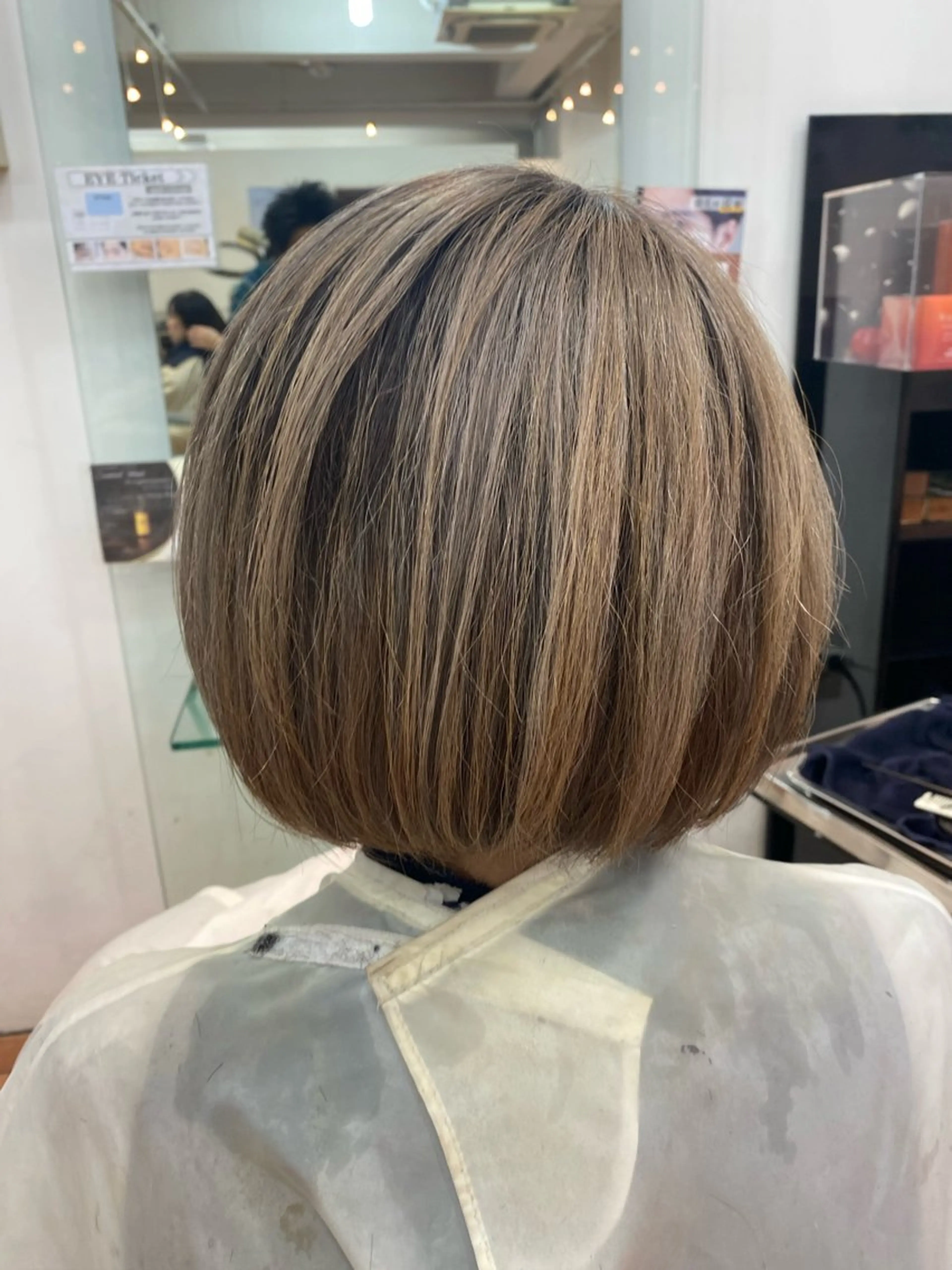 ショート ヘアカラー カラー特化 横川　翔希のヘアスタイル