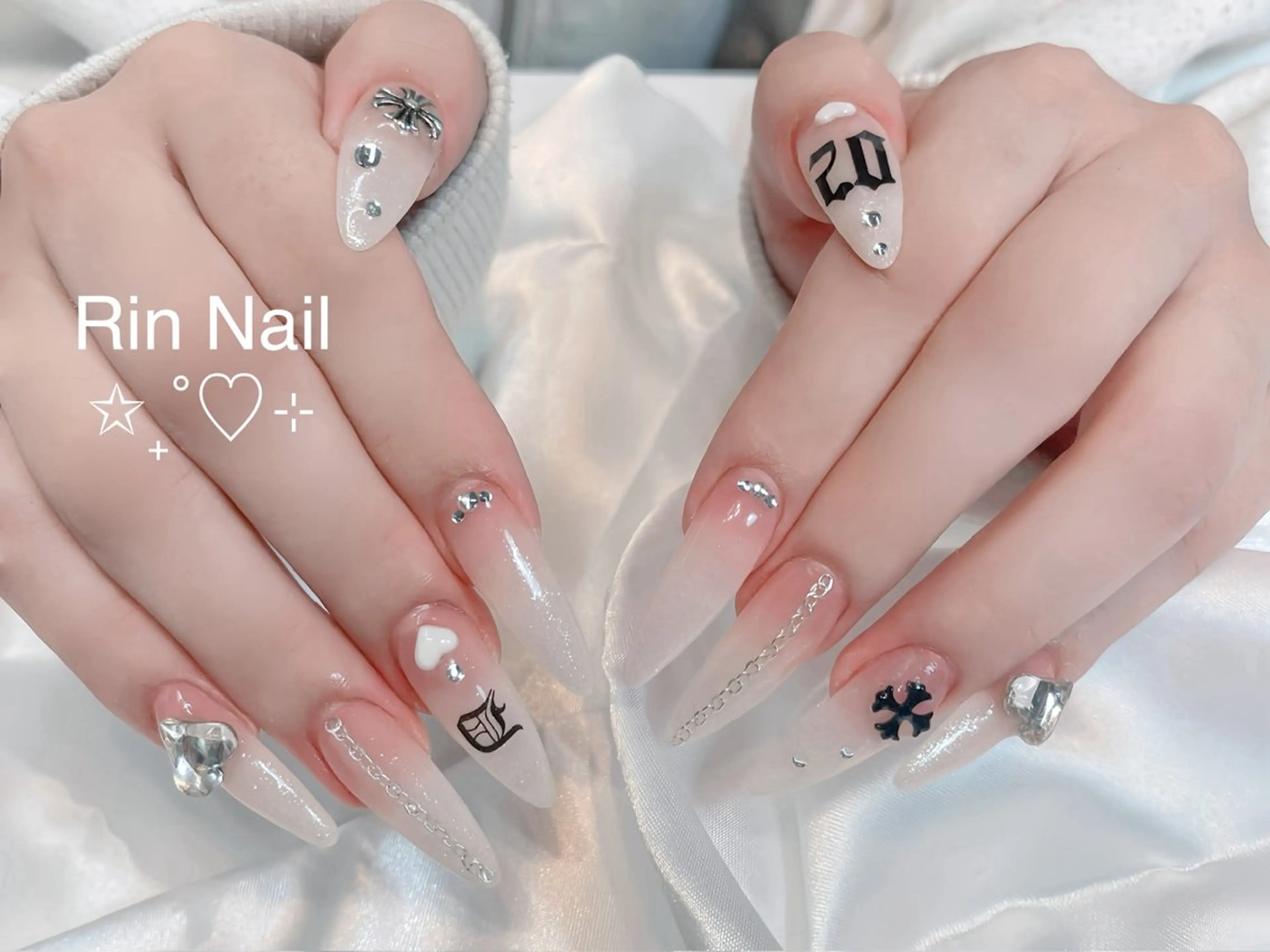 ネイル アートネイル ジェルネイル ロングネイル ニュアンスネイル スカルプネイル ハンドネイル Rin Nail 新大久保店のネイルデザイン