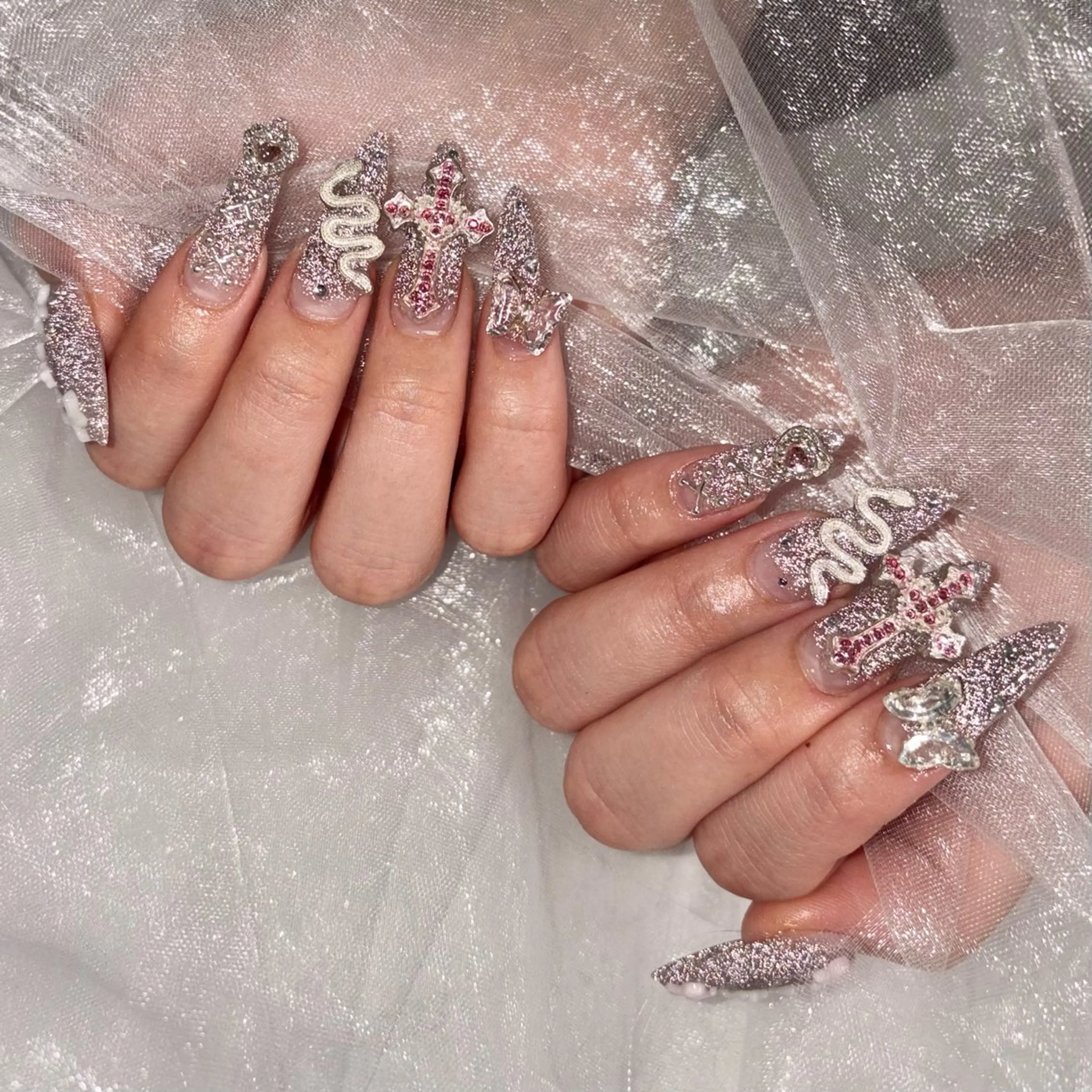 【オフあり】ラメグラスカルプパーツ＆ストーン付け放題の写真