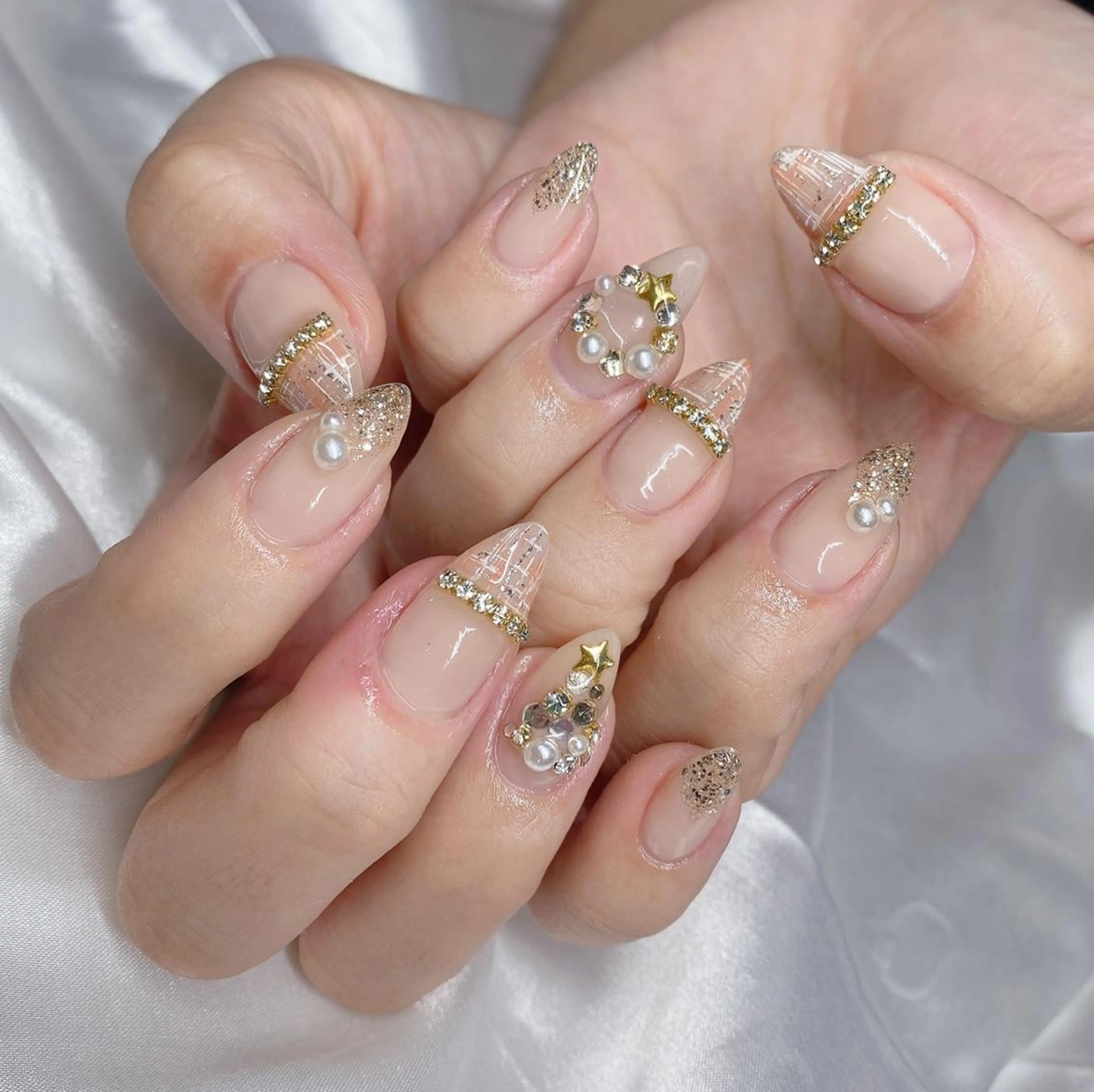 ネイル ネイルサロン 9Carats神田のネイルデザイン