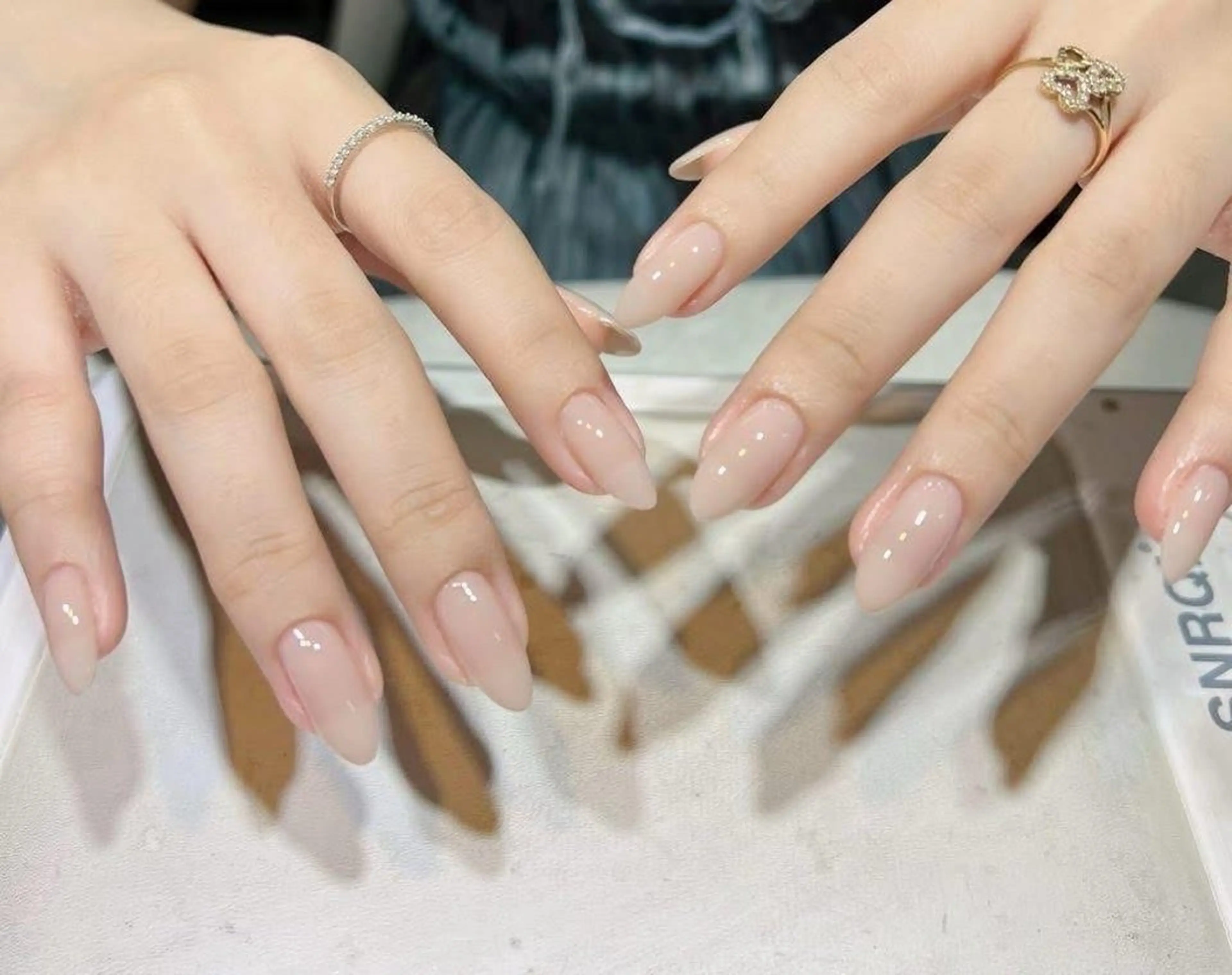 ネイル ハンドネイル T.Lee Nail Lilyのネイルデザイン