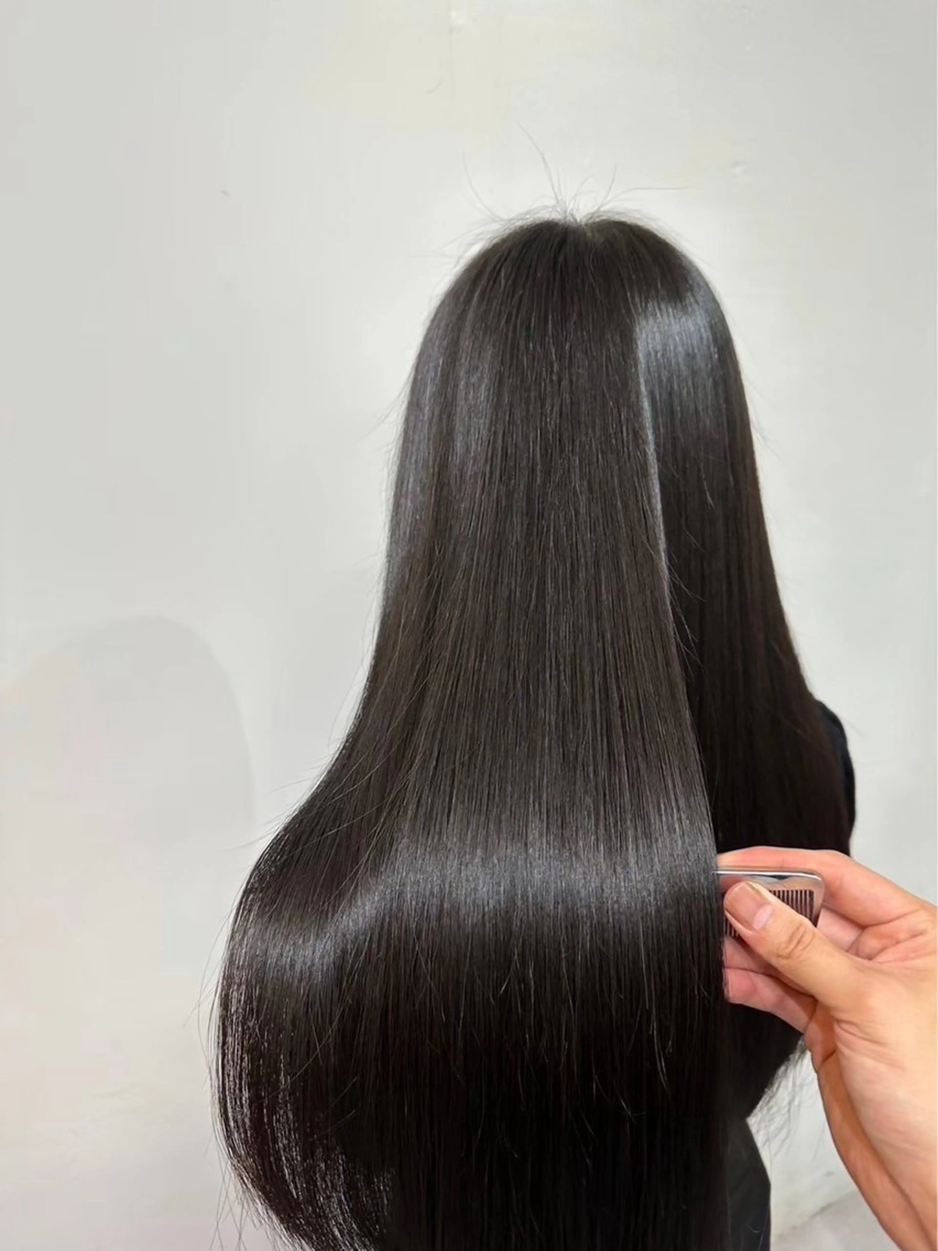 ロング 髪質改善 💠 韓国風うる艶/シオリのヘアスタイル