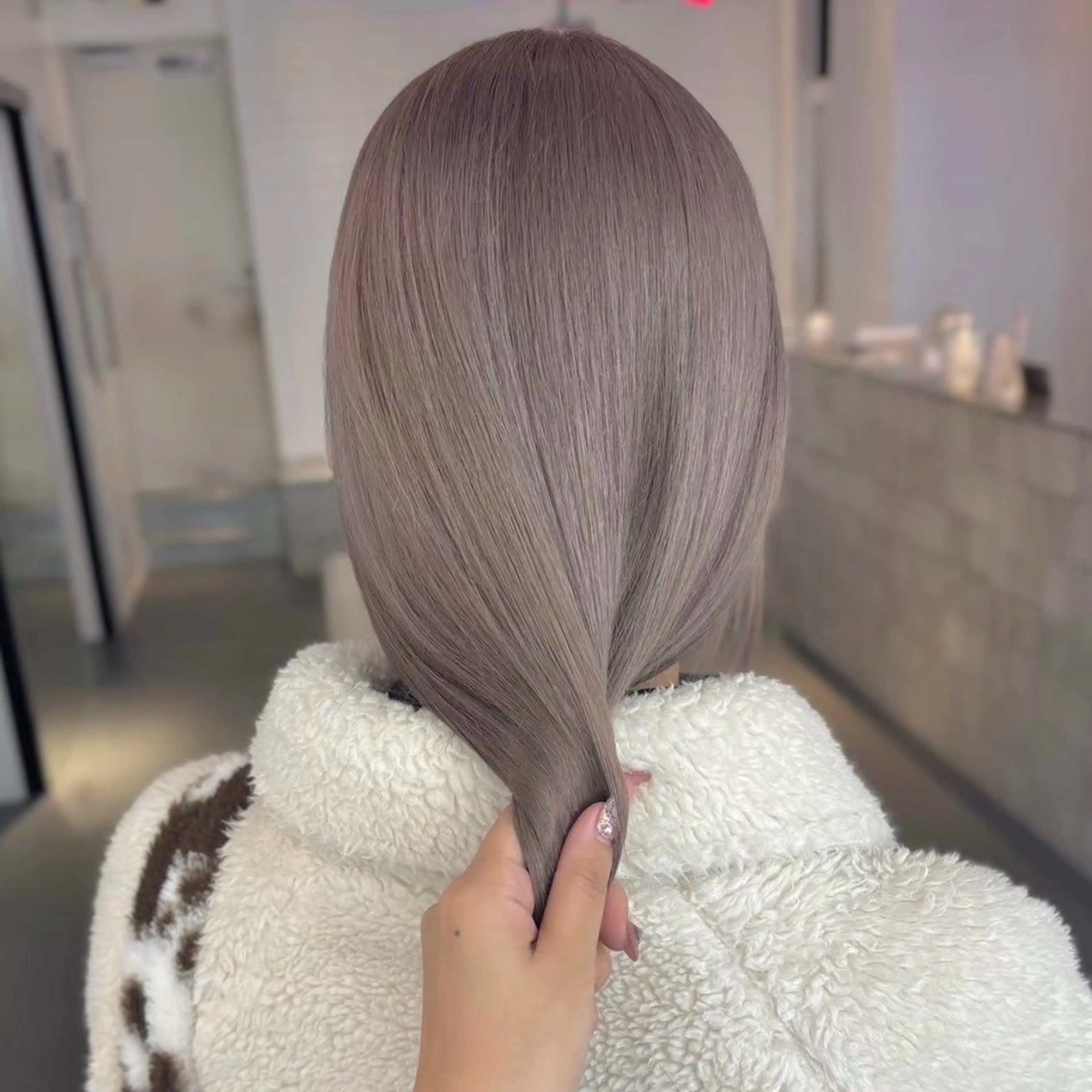 セミロング カラー ブリーチ ケアブリーチ ヘアケア特化 ♥️あいみ♥️のヘアスタイル