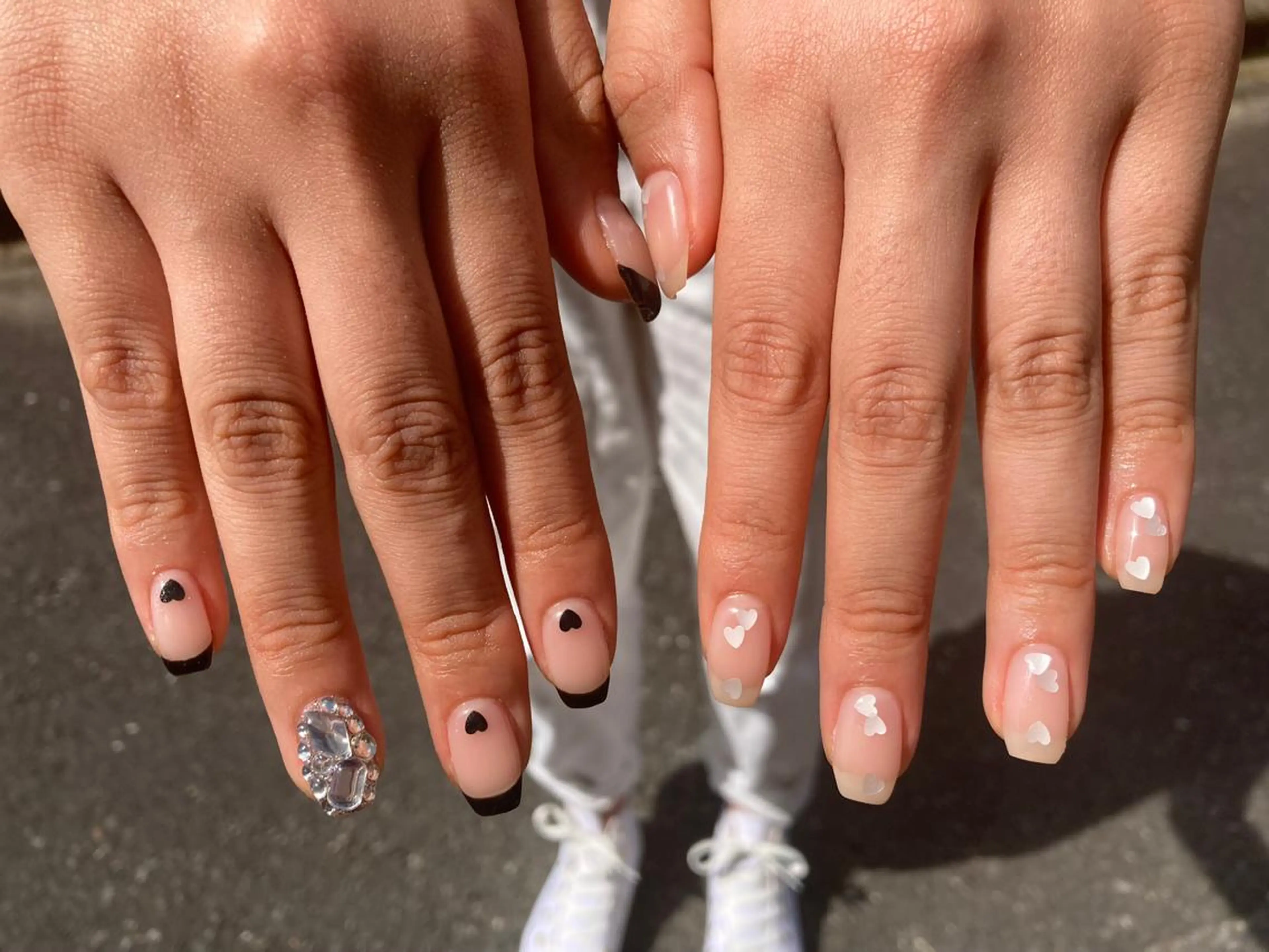 ミディアム ネイル ハンドネイル フットネイル ✴︎ Delightのネイルデザイン