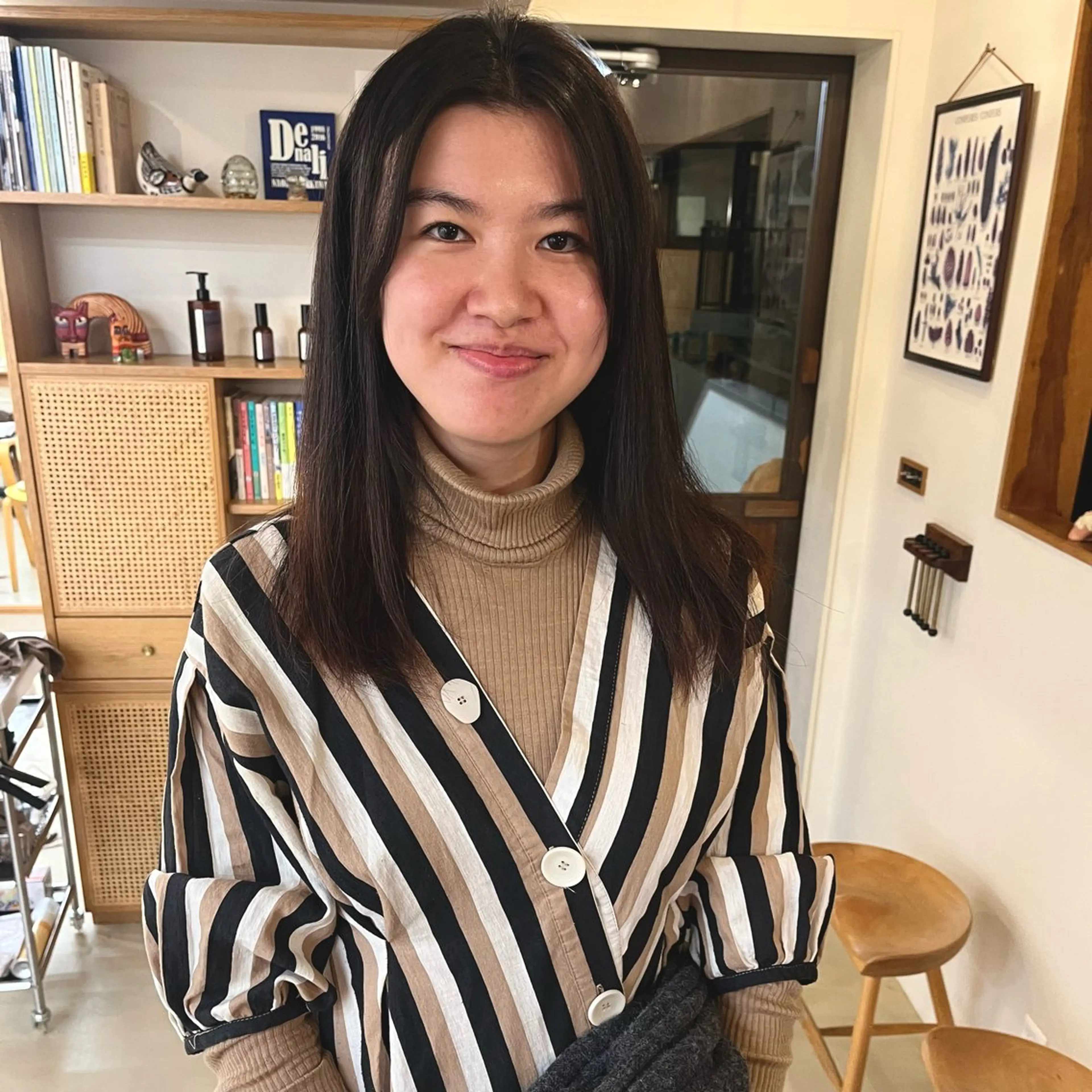 セミロング カラー 宇野澤 銘のヘアスタイル