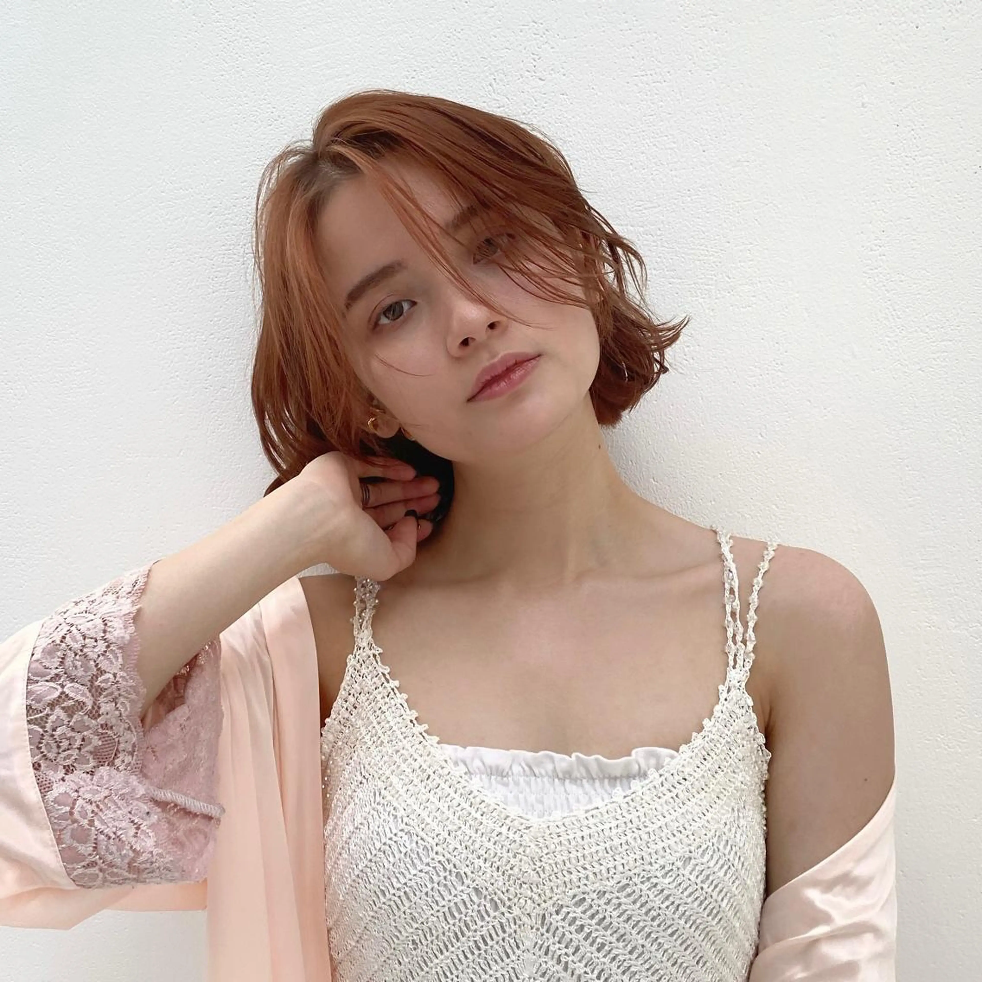 ショート 峠原 菜緒のヘアスタイル