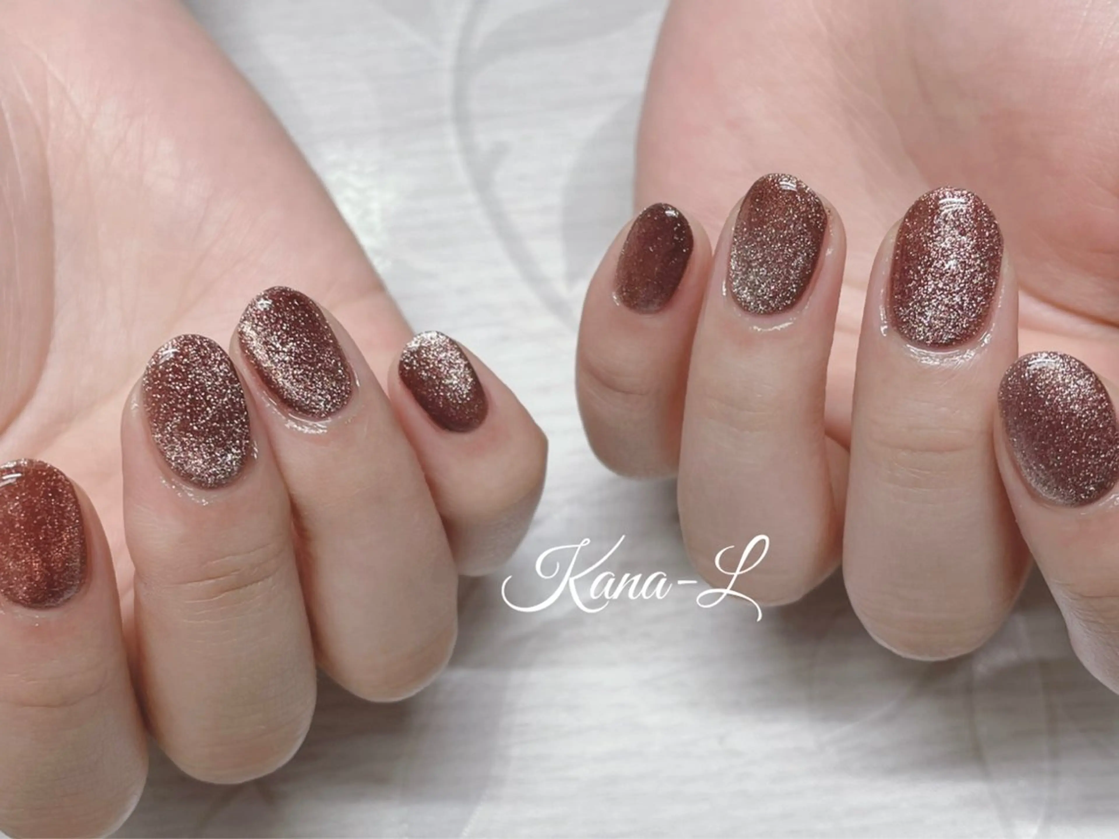 ネイル ジェルネイル マグネットネイル パラジェル 芦辺 香奈のネイルデザイン