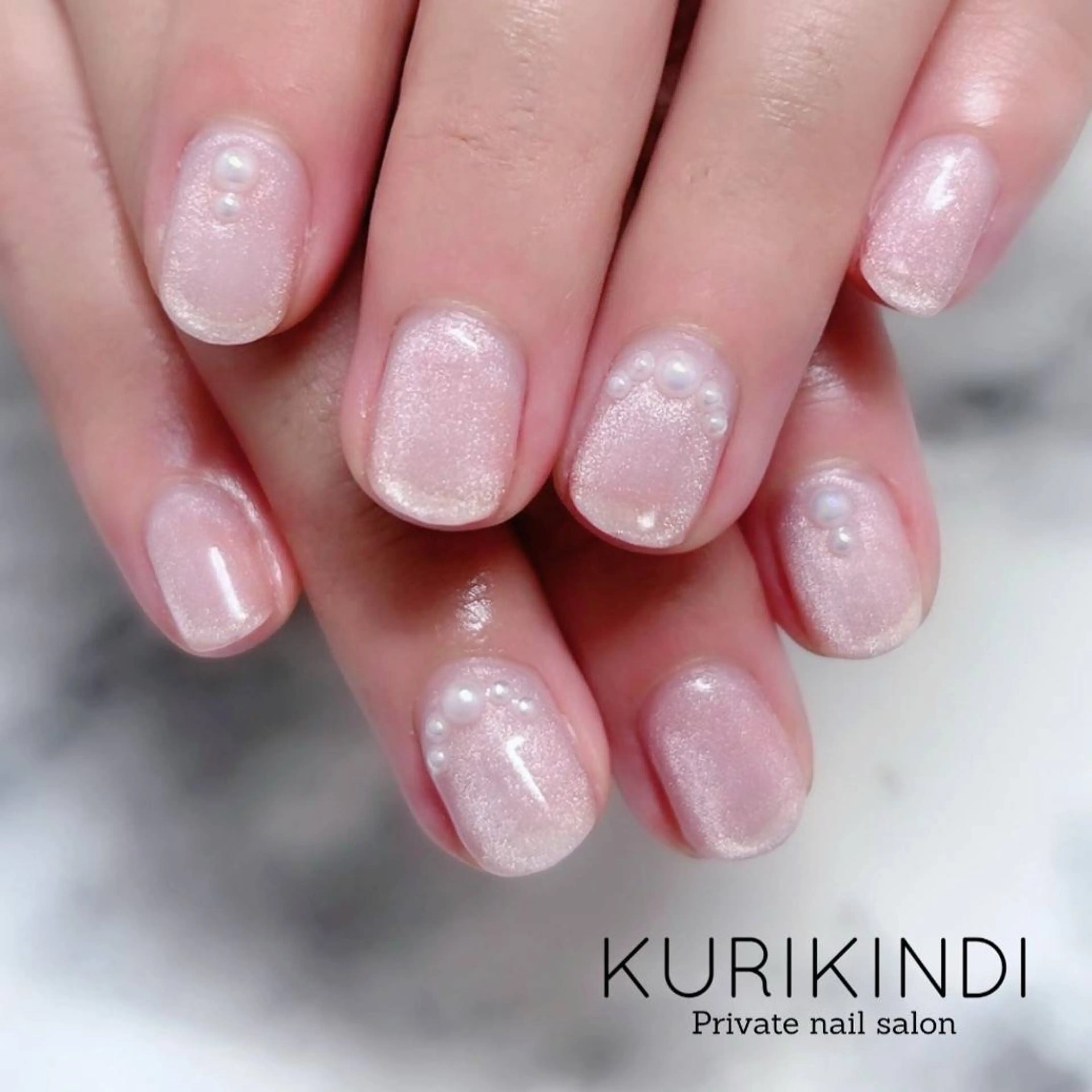 ネイル ジェルネイル マグネットネイル ピンク ハンドネイル ネイルサロン KURIKINDIのネイルデザイン
