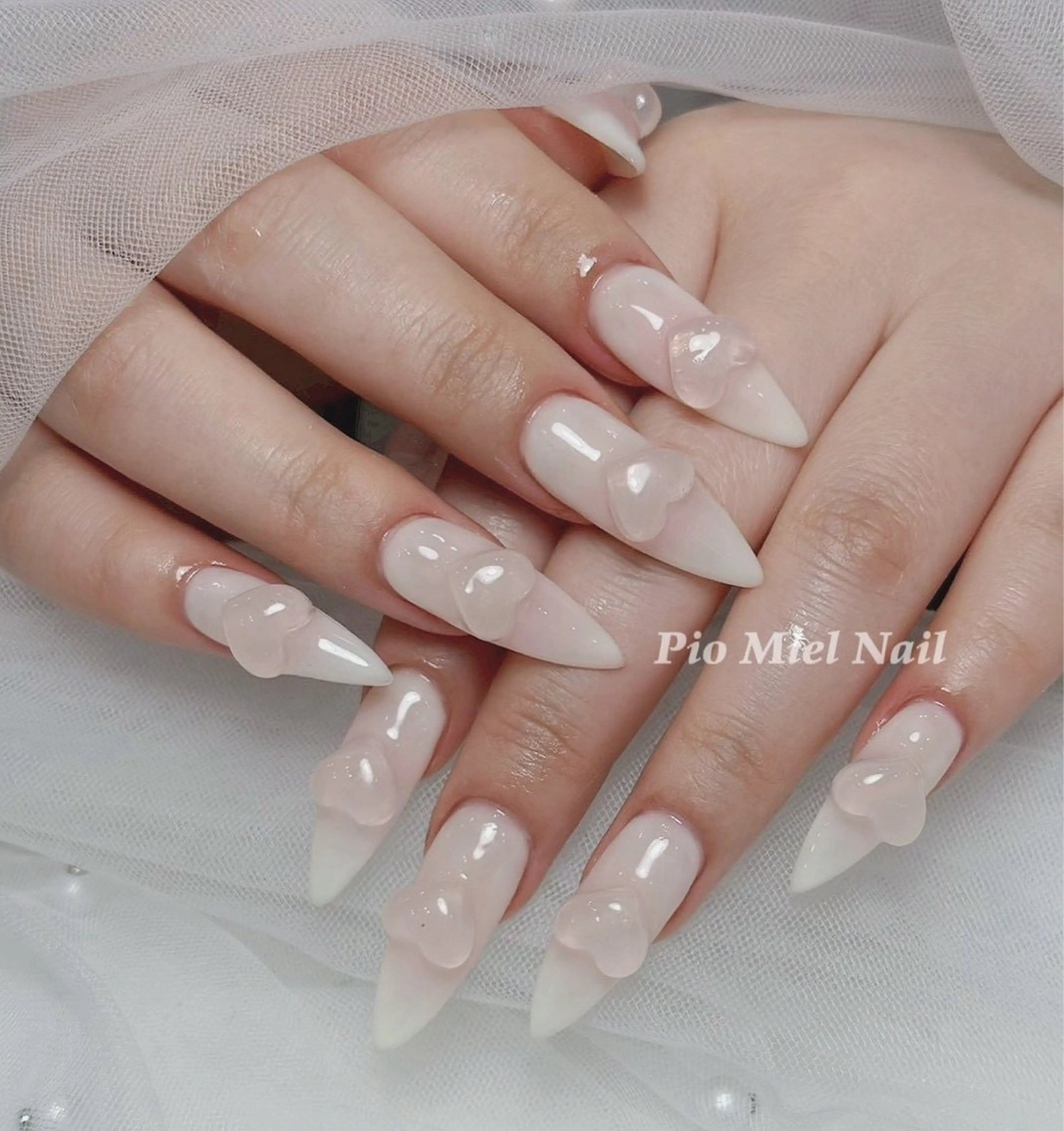 ネイル Pio Mielのネイルデザイン