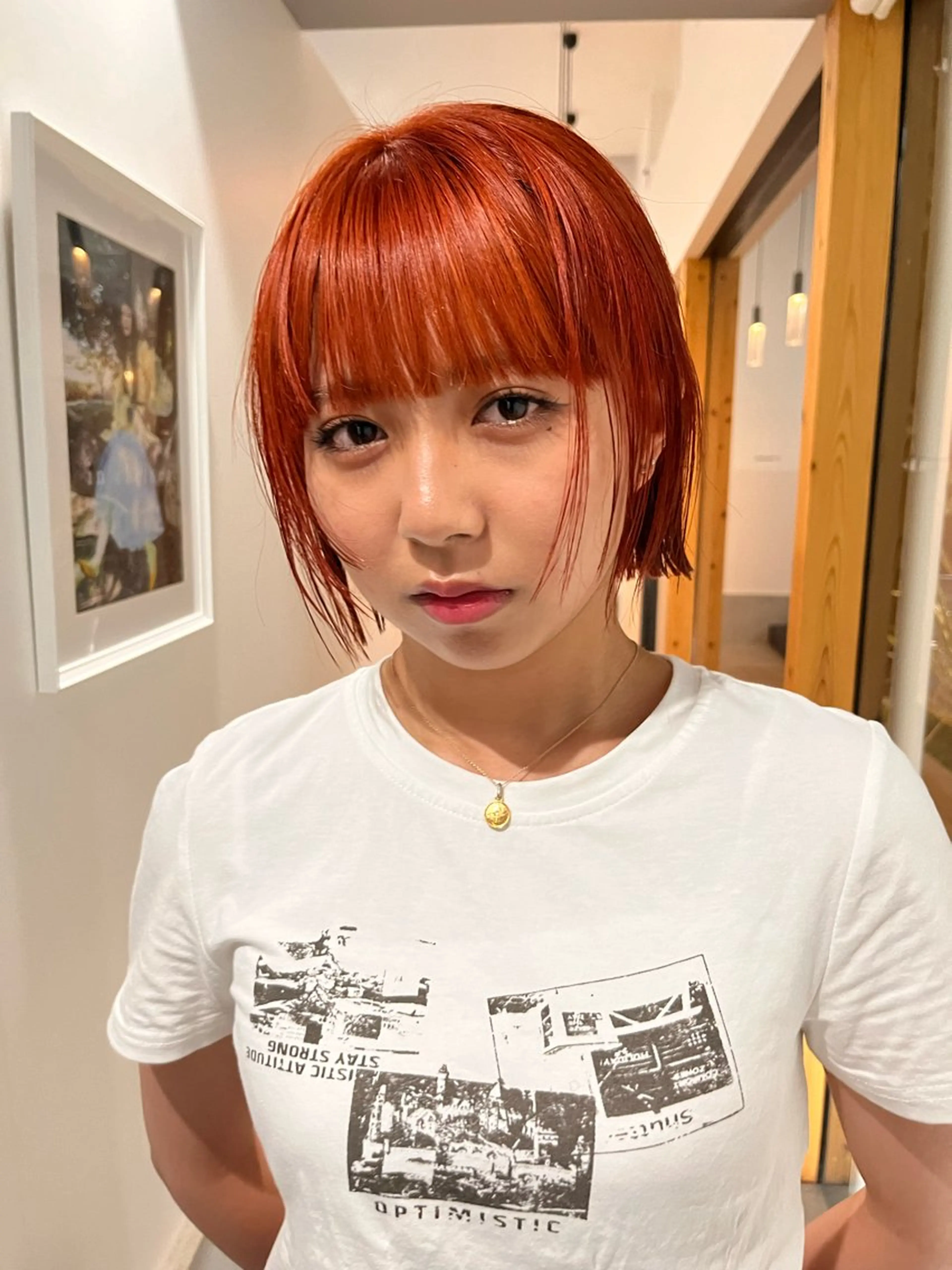ミディアム カラー 湯川 未咲希のヘアスタイル
