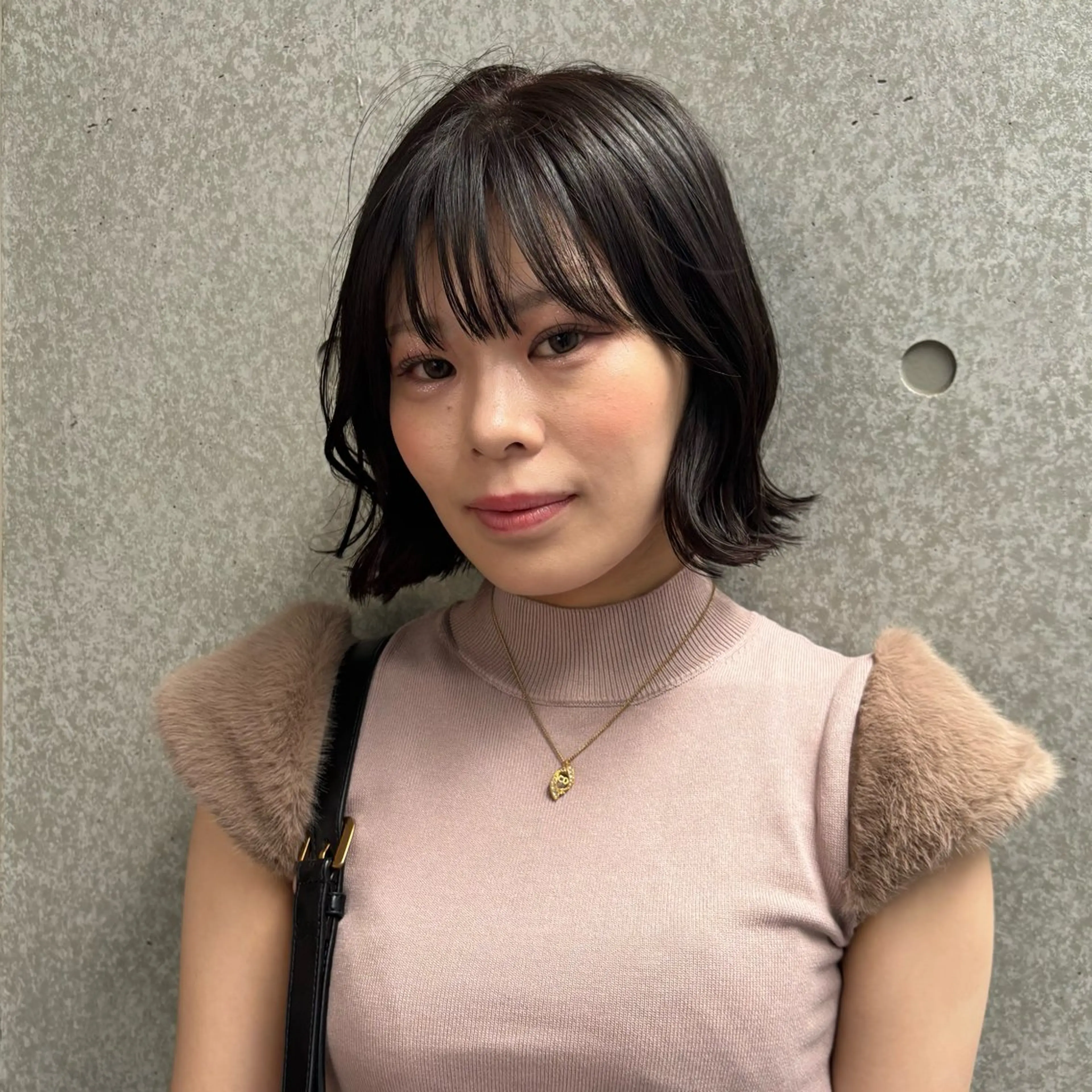 ショート ボブ 韓国風ヘア グレージュ🐰透明感 カラー🫧akihoのヘアスタイル