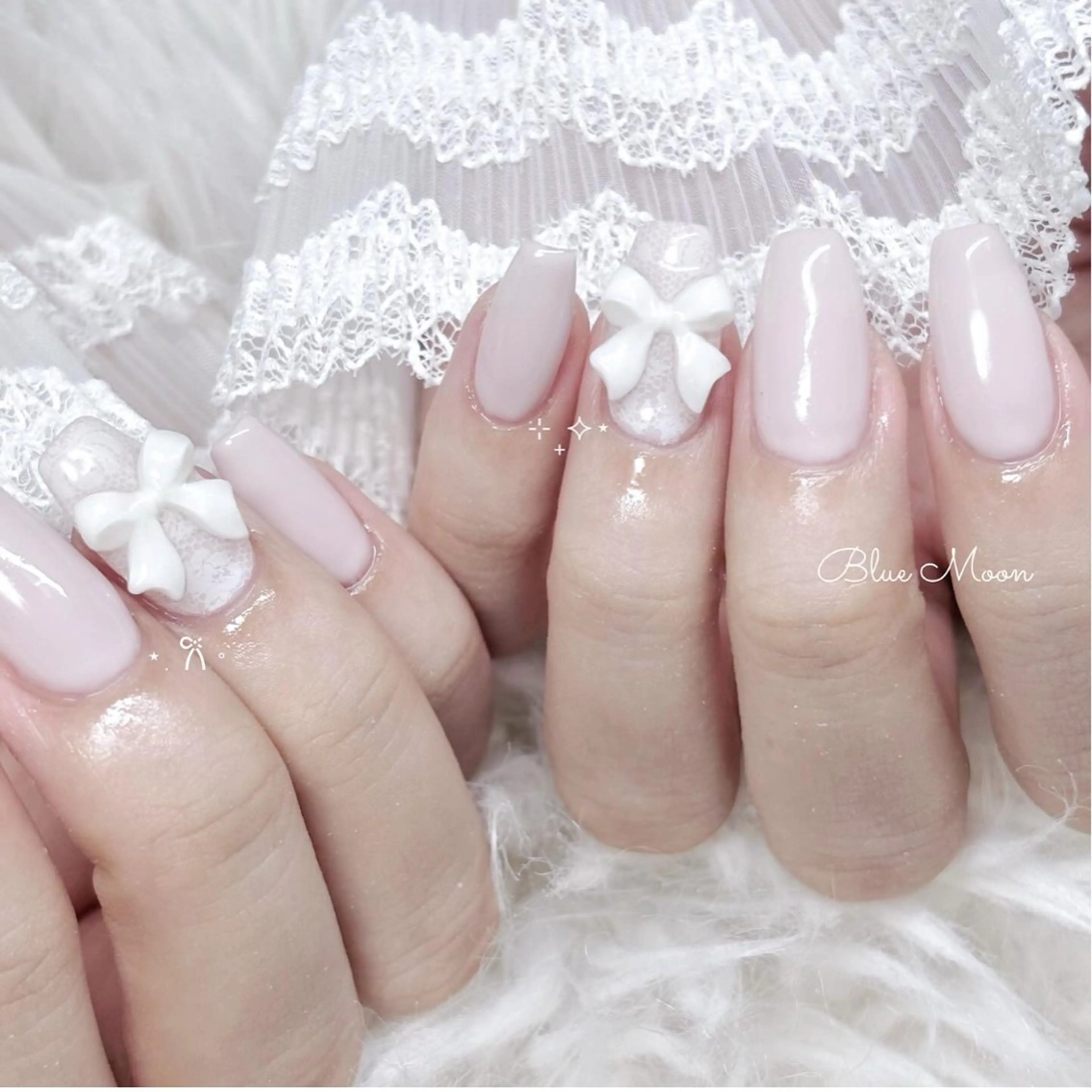 ネイル リボン ハンドネイル フットネイル nail salon Blue Moonのネイルデザイン