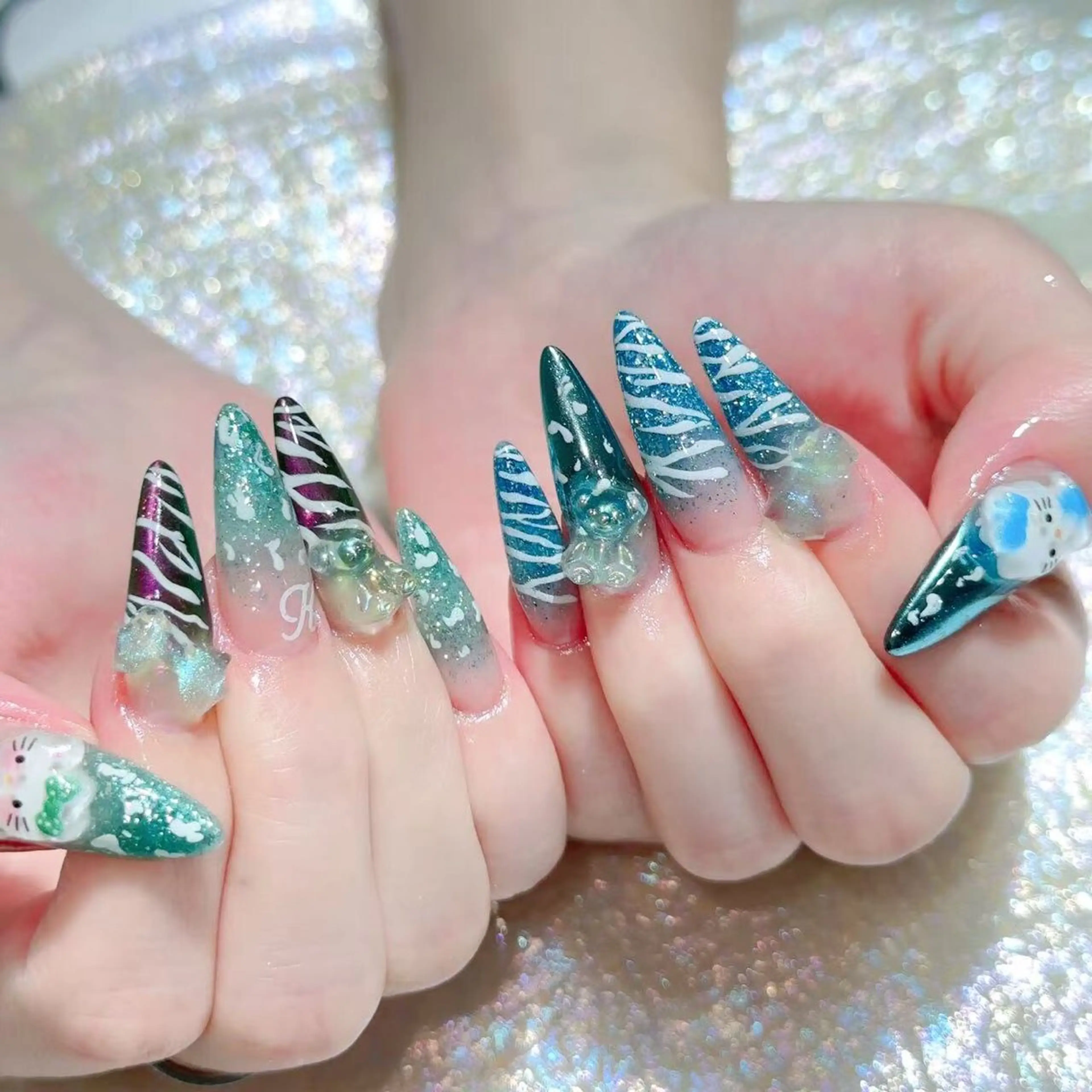 ネイル ハンドネイル Queens ひなのネイルデザイン