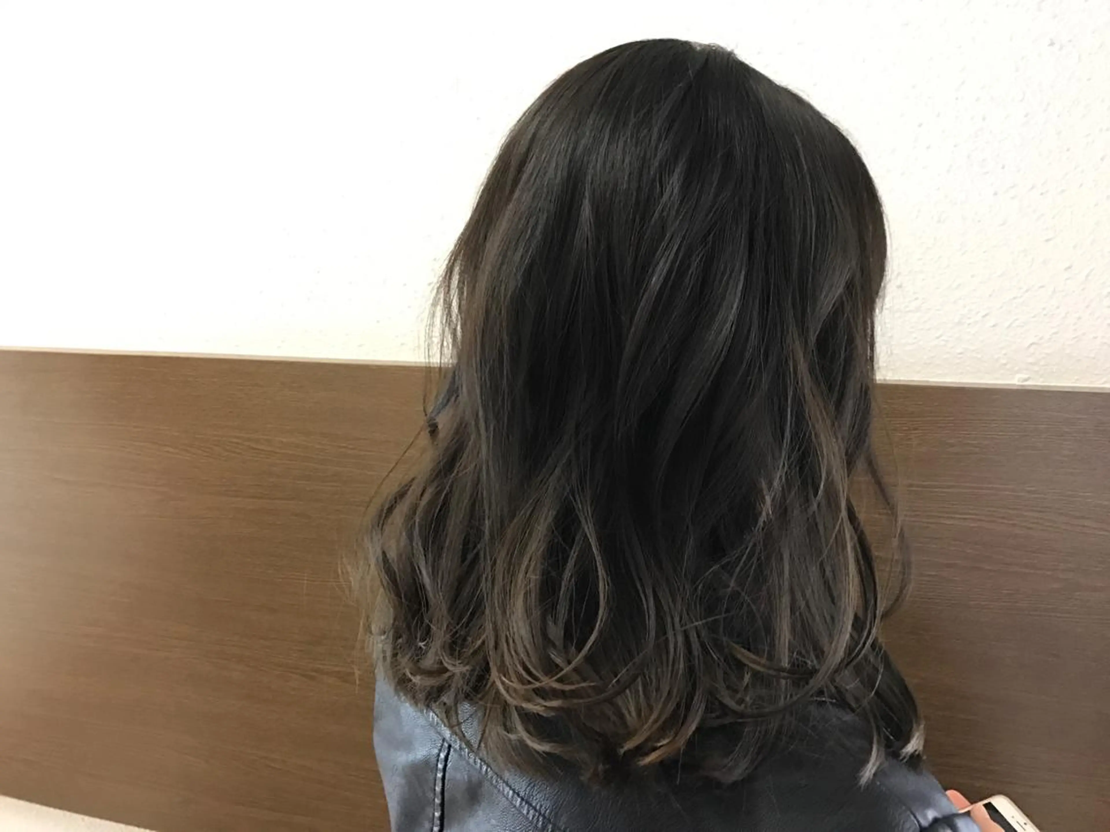 ミディアム カラー かねやす ゆなのヘアスタイル