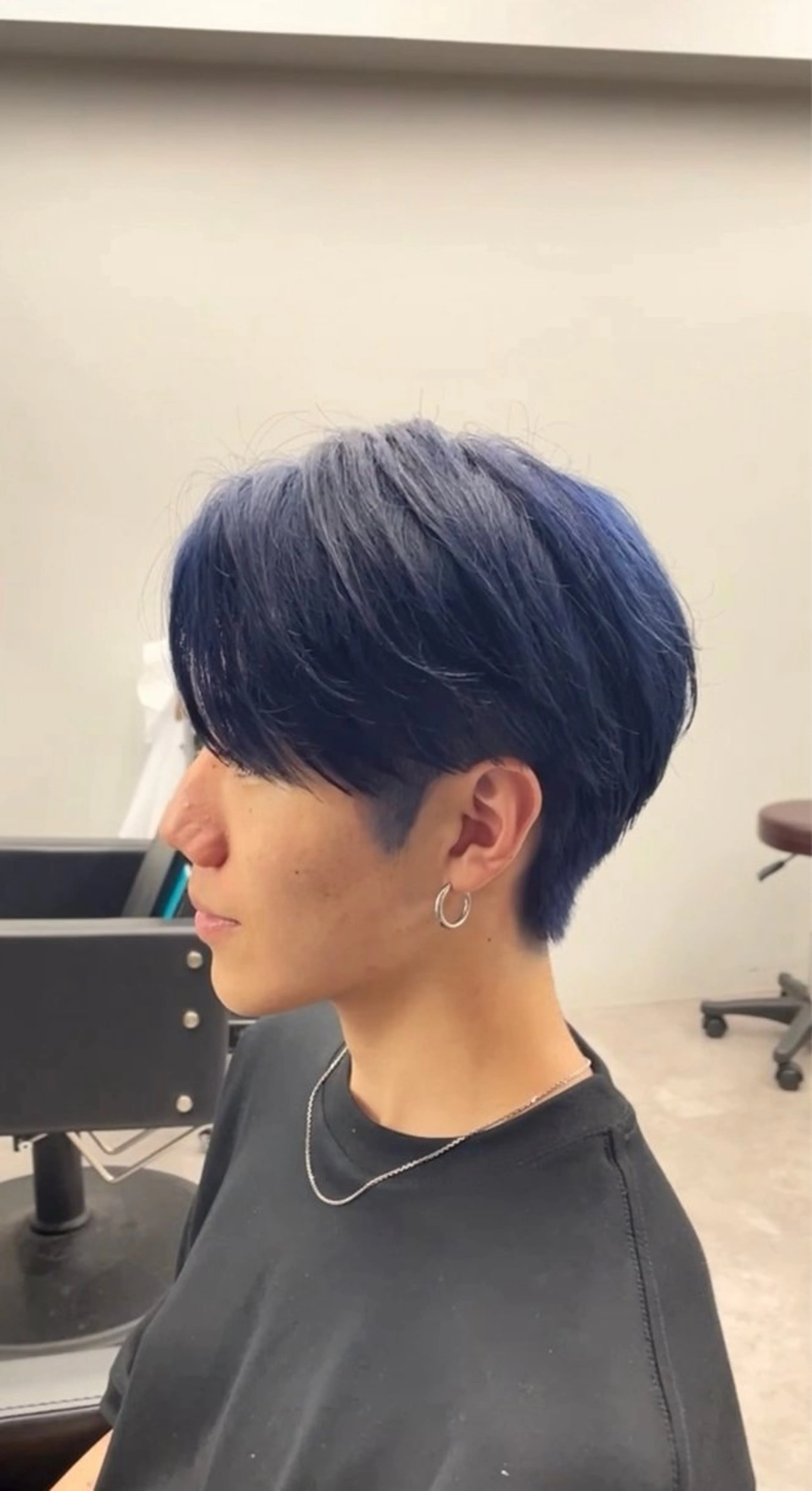 ショート カラー ヘアアレンジ メンズ メンズブリーチ ブリーチ ブルーカラー ネイビーカラー カット ヘアカラー トリートメント ⚡️王道メンズ⚡️ 北千住駅近！のヘアスタイル